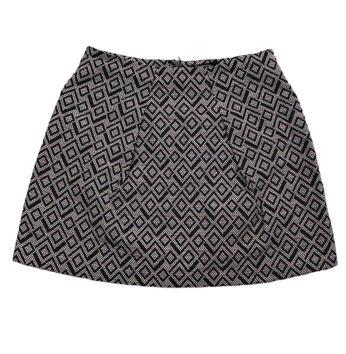 Japanese Brand OSTRADIVARIUS Mini Skirt #2652-95 Size 26" / US 2 / IT 38 - 1 Thumbnail
