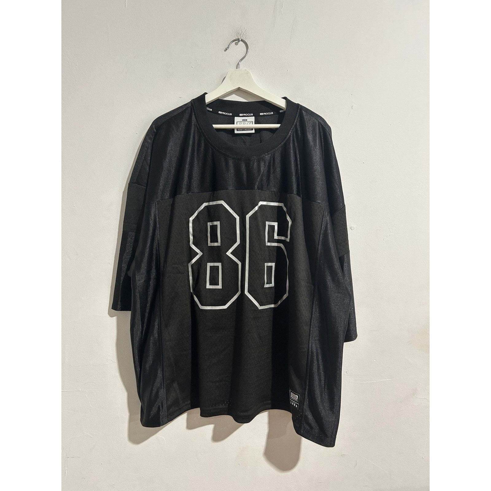 Other PRO CLUB COMFORT FOOTBALL JERSEY SIZE XXL PREOWNED Size US XXL / EU 58 / 5 - 1 Thumbnail