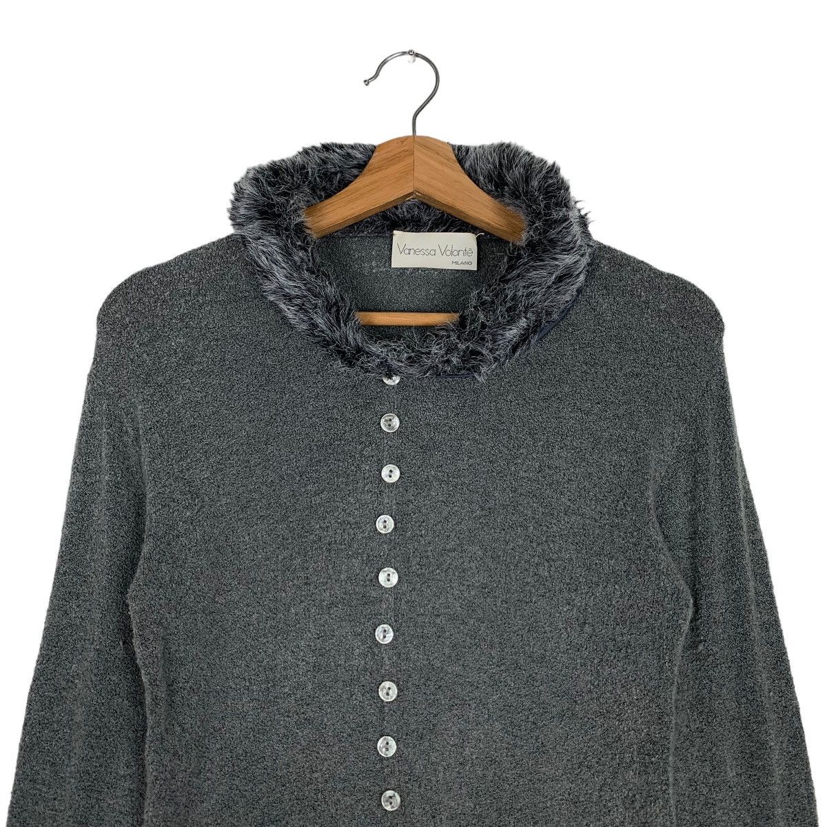 Vintage VANESSA VOLONTE Milano Fur Neck Button Shirt #0298-C13 Size S / US 4 / IT 40 - 3 Thumbnail