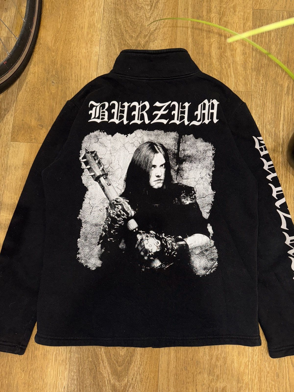Band Tees BURZUM RARE VINTAGE ZIP SWEATSHIRT Size US M / EU 48-50 / 2 - 4 Thumbnail