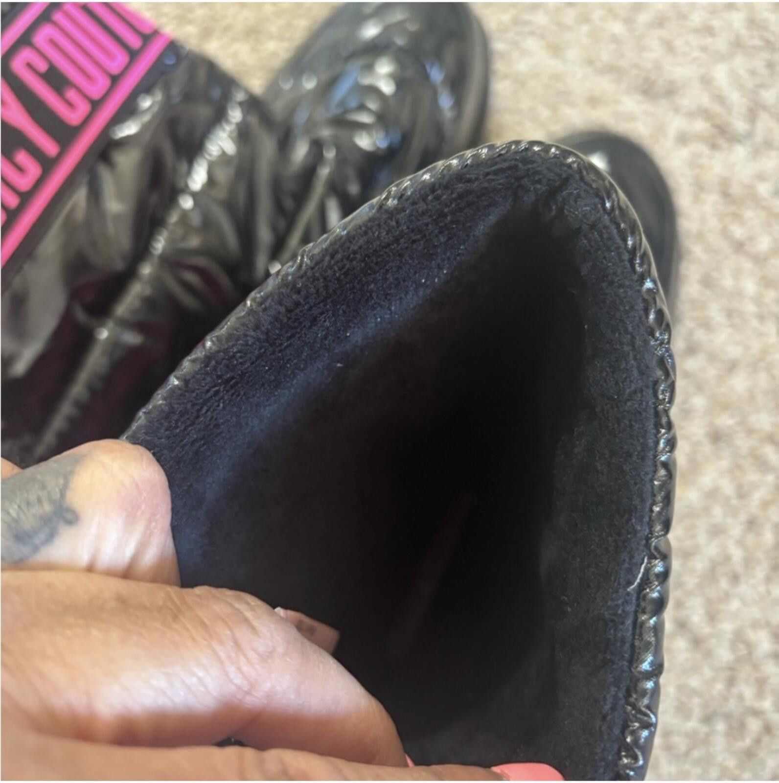 Juicy Couture Jeans (Juicy Couture) Shiny Black Boots with Pink Logos Size US 6 / IT 36 - 7 Thumbnail