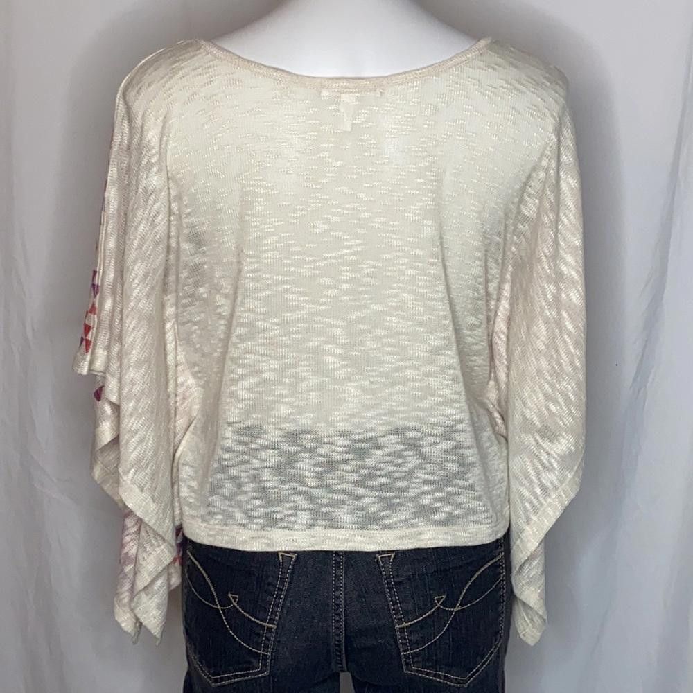 Aeropostale Aeropostale Aztec Geometric Poncho Top, M/L Size M / US 6-8 / IT 42-44 - 3 Thumbnail