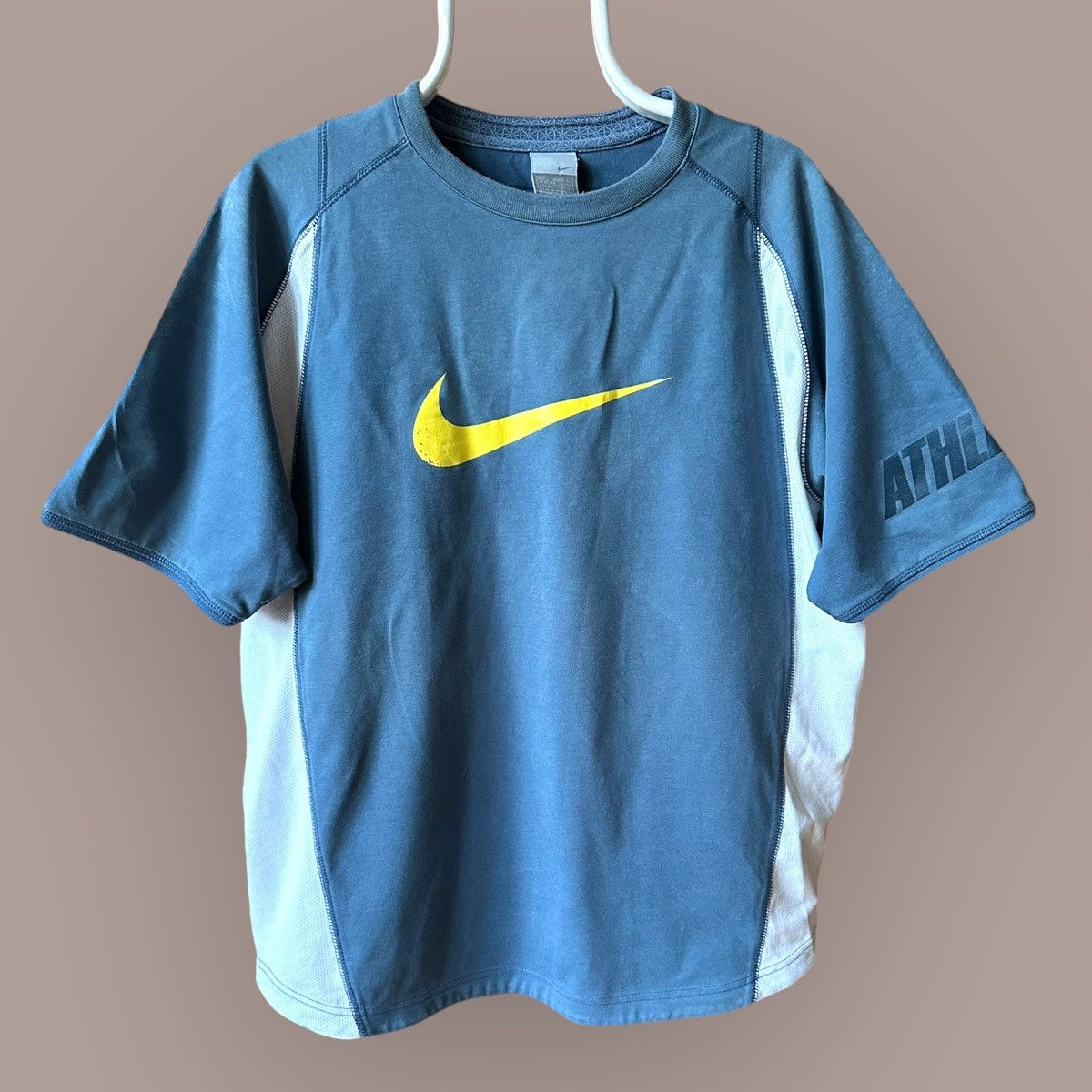 Nike × Vintage Vintage Nike t shirt spellout Size US L / EU 52-54 / 3 - 1 Thumbnail