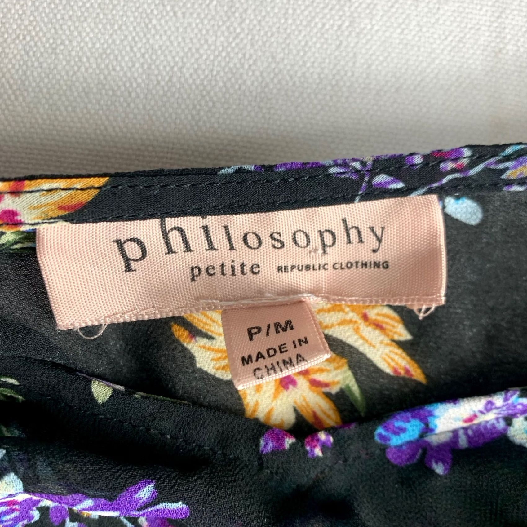 Vintage Philosophy Sheer Blouse Womens Small Petite Black Purple Boho Balloon Sleeves Size S / US 4 / IT 40 - 2 Thumbnail