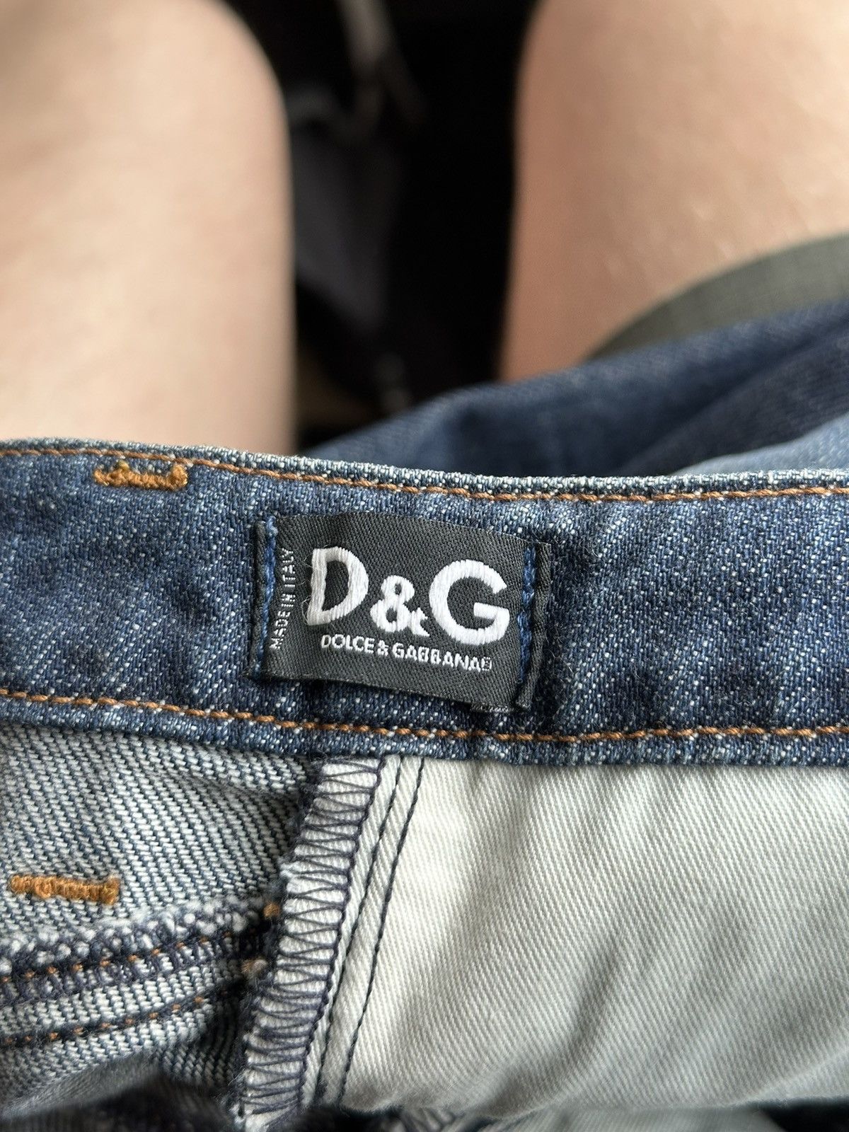 Dolce & Gabbana Vintage Dolce & Gabbana Denim Knee Length Skirt Blue Size 26 Size 26" / US 2 / IT 38 - 12 Thumbnail