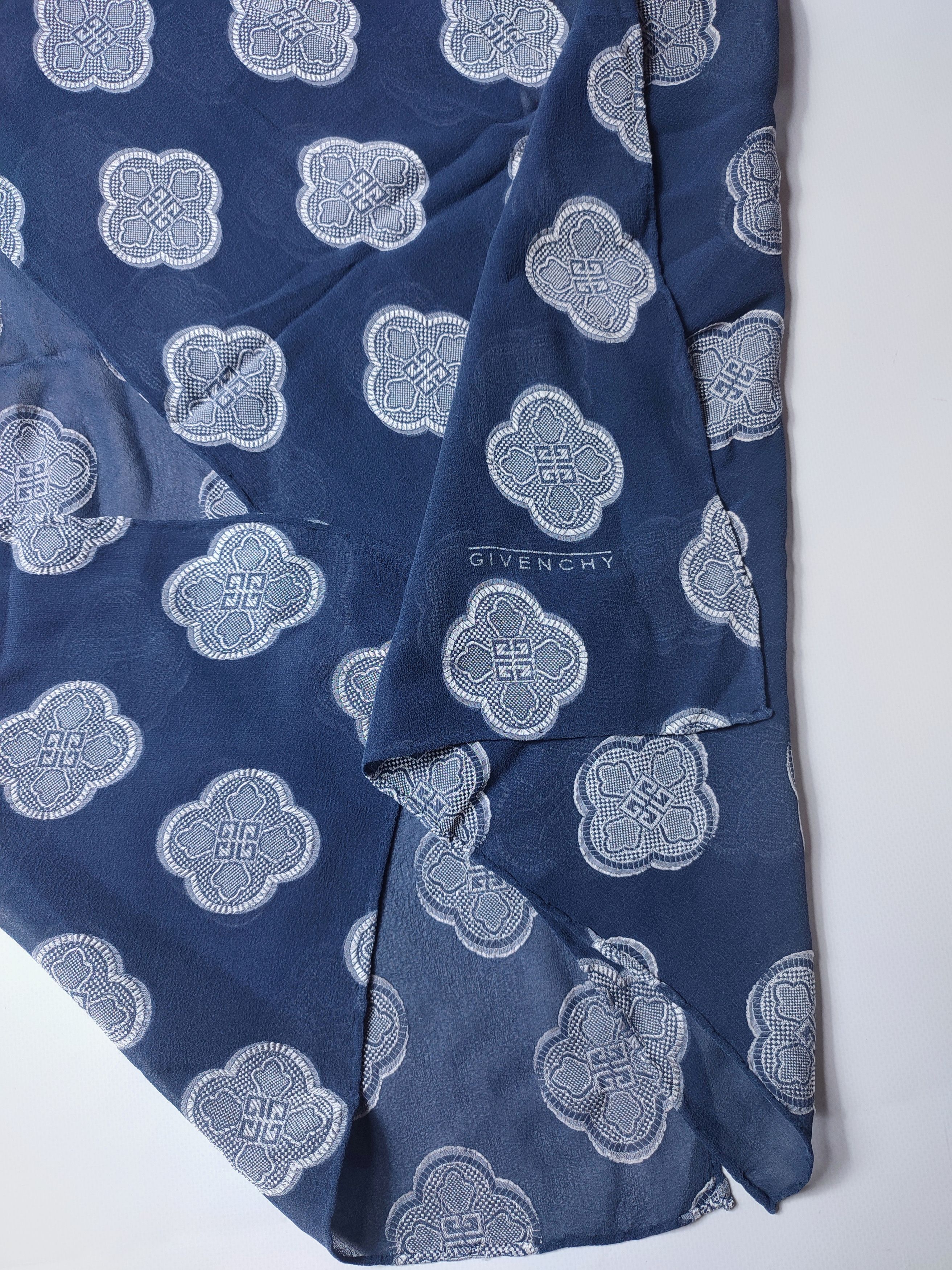 Givenchy Givenchy Logo 4G Monogram Silk Scarf Size ONE SIZE - 11 Thumbnail