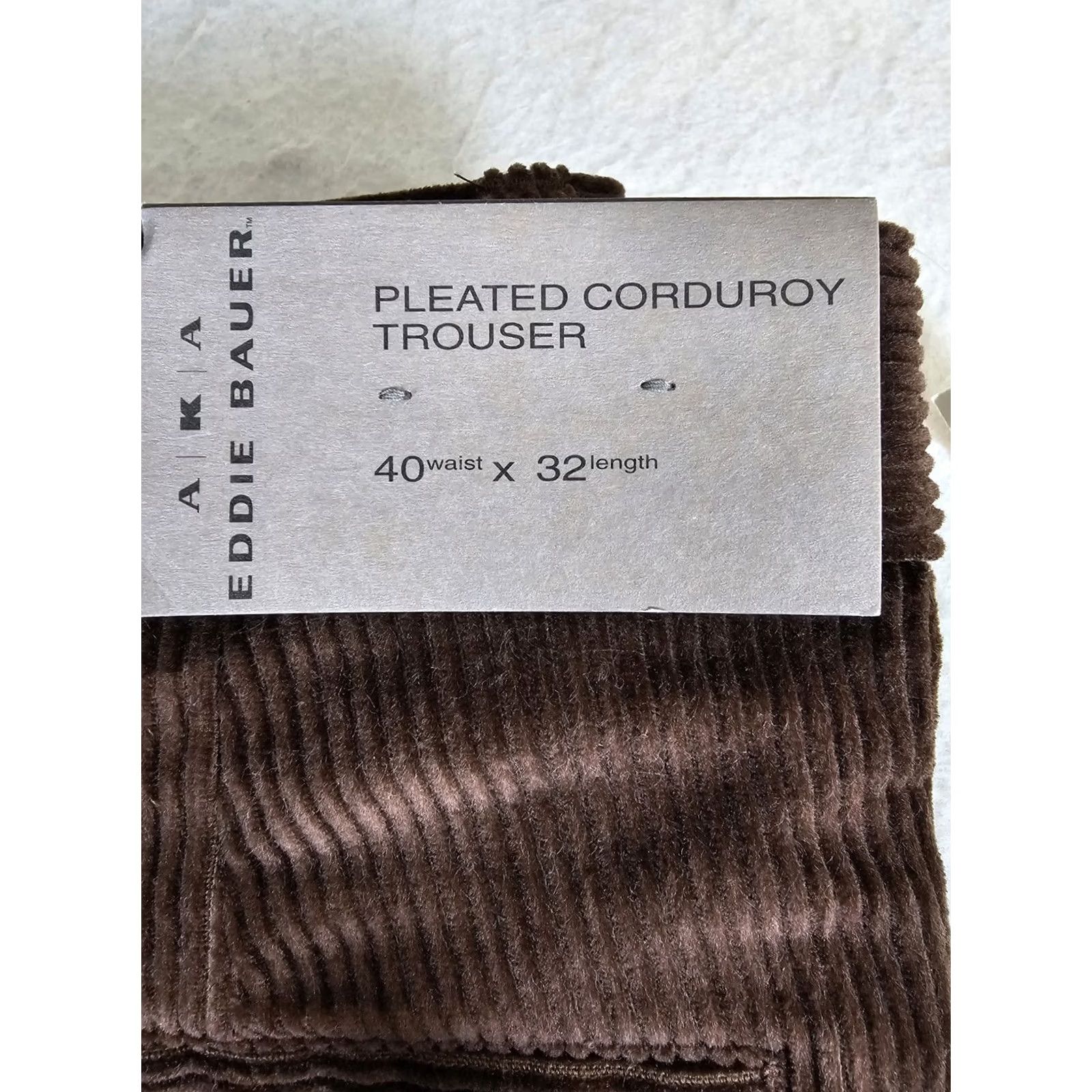 Eddie Bauer VINTAGE Eddie Bauer Corduroy Pants Mens 40x32 Pleated Cuffed Brown Y2K 90s Size US 40 / EU 56 - 3 Thumbnail