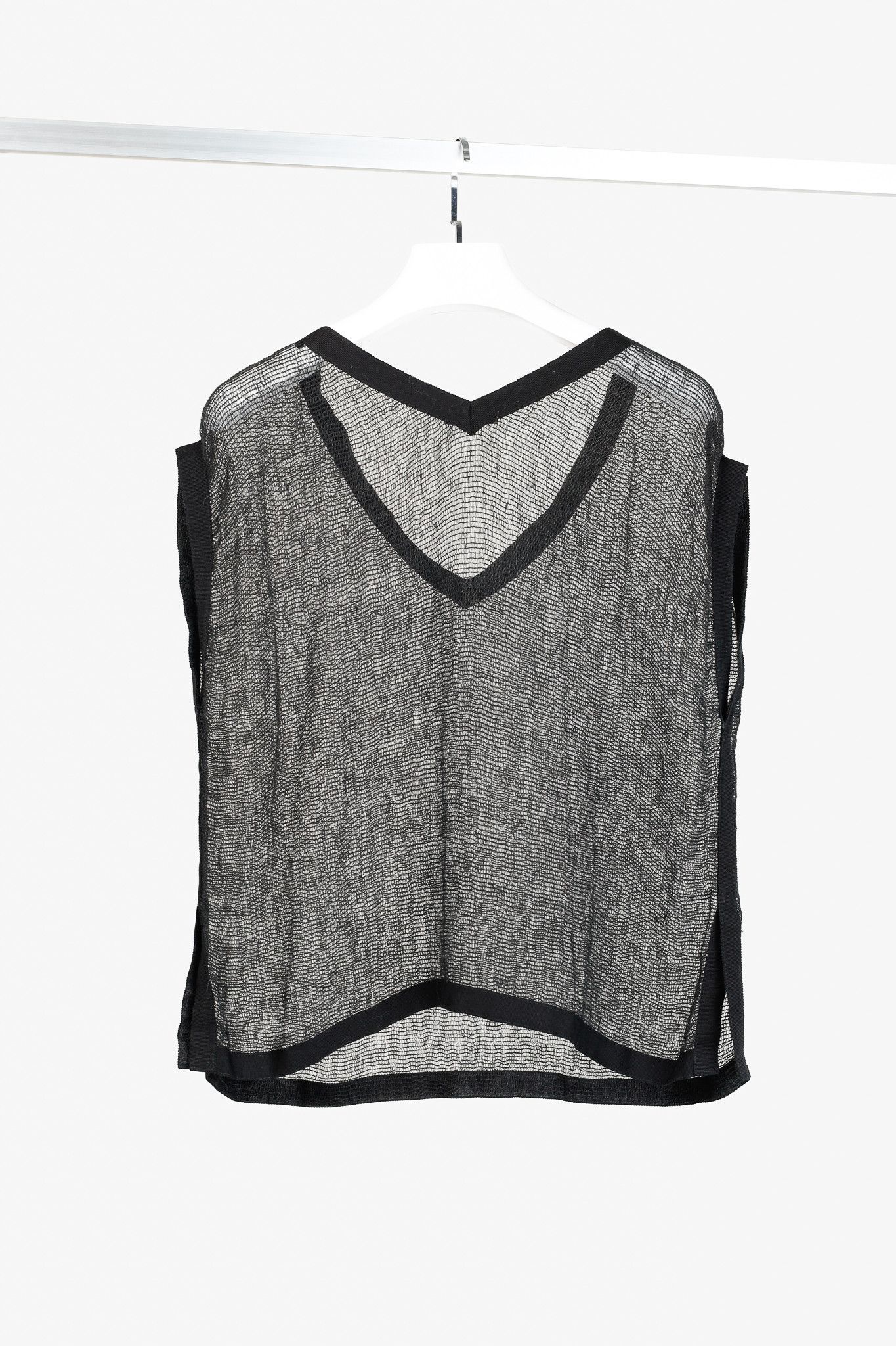 Annette Gortz Annette Gortz SS/16 Nela Black Mesh-Knit V-Neck Vest Size L / US 10 / IT 46 - 2 Thumbnail