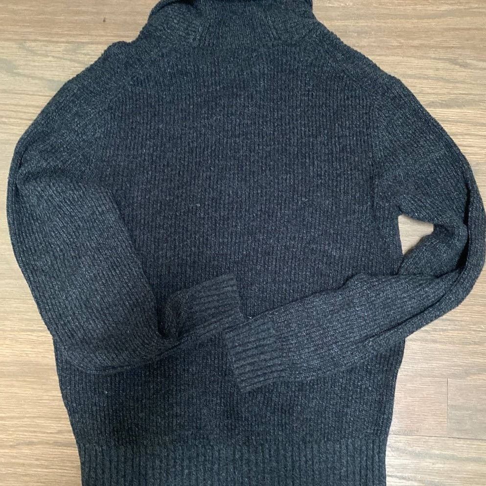 Other American Eagle Outfitters Athletic Fit Gray Sweater Size US M / EU 48-50 / 2 - 3 Thumbnail