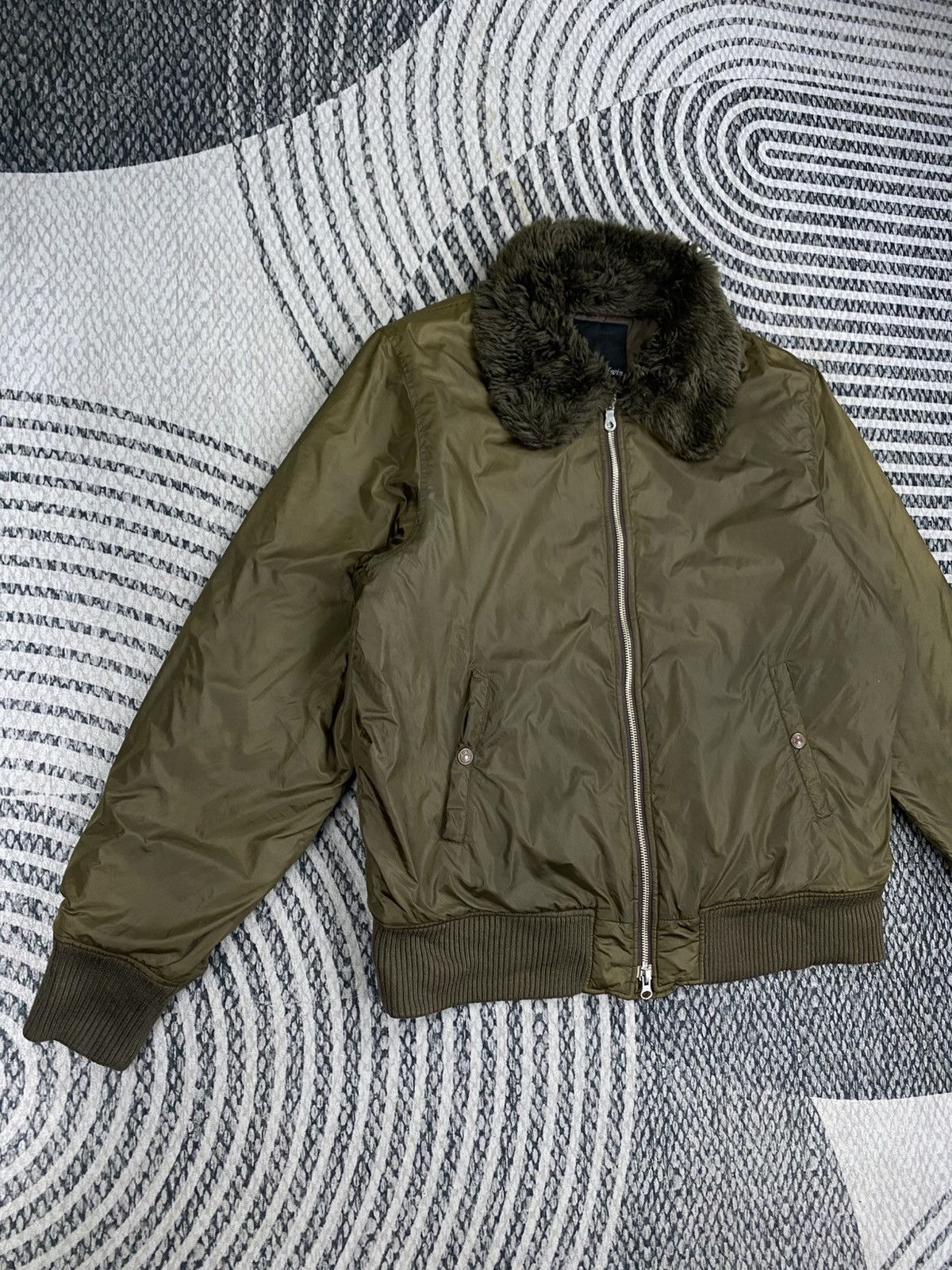 Edwin Vintage Edwin Olive Green Faux Fur Collar Bomber Jacket Size US L / EU 52-54 / 3 - 3 Thumbnail