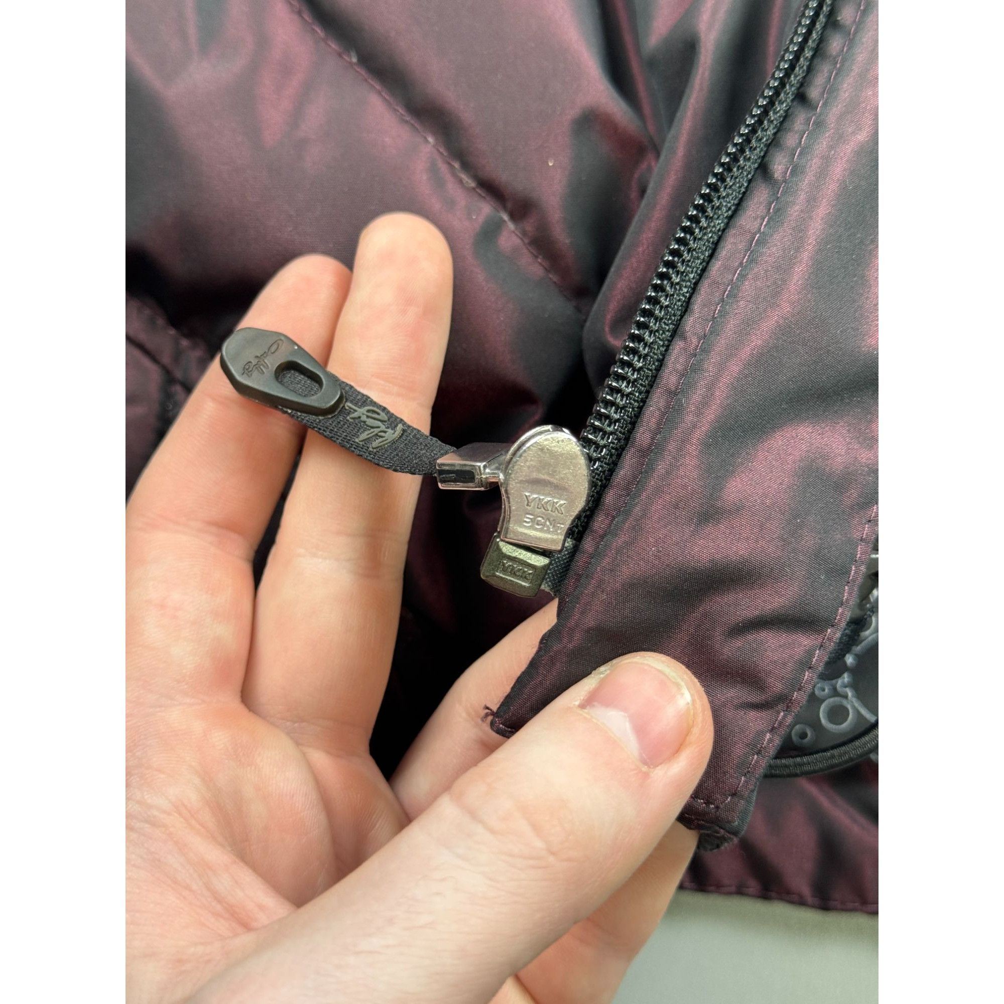 Oakley Vintage Oakley Software Iridescent Puffer Jacket (YG014) Size S / US 4 / IT 40 - 10 Thumbnail