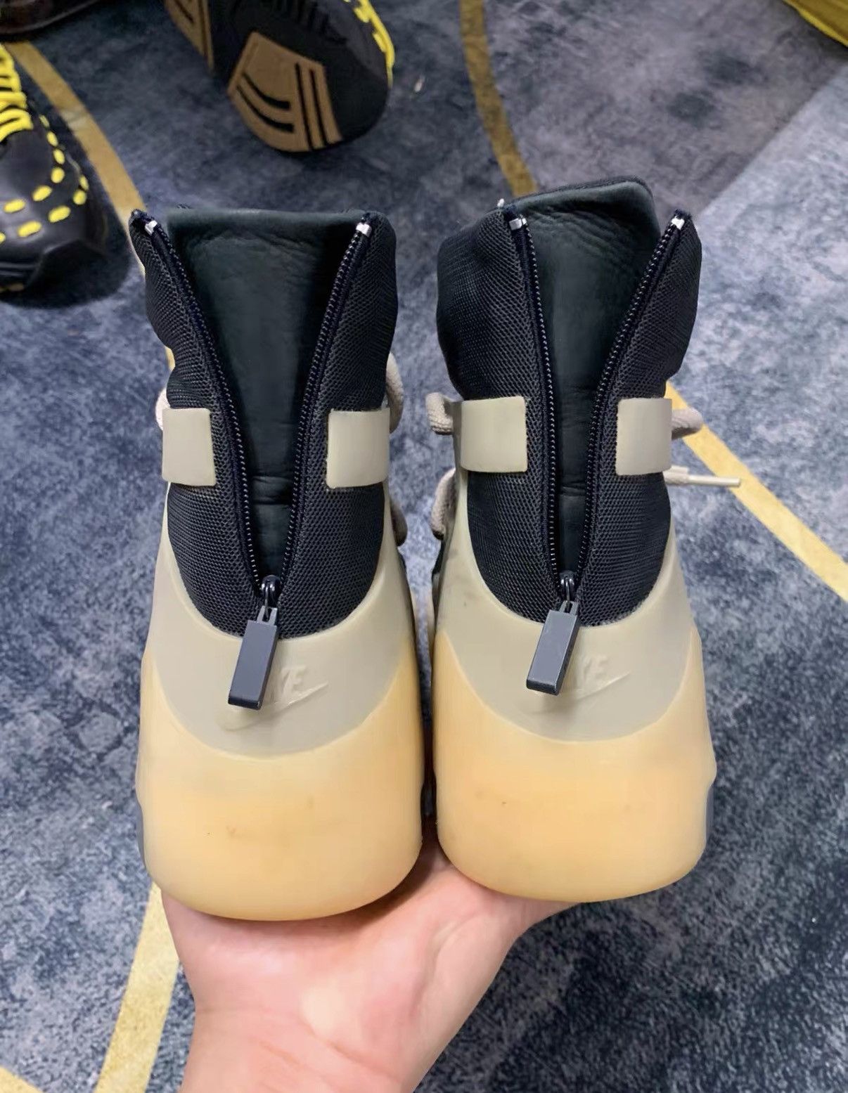Fear of God Fear of God x Nike FOG High Top 1st Edition J42 Size US 9 / EU 42 - 5 Thumbnail