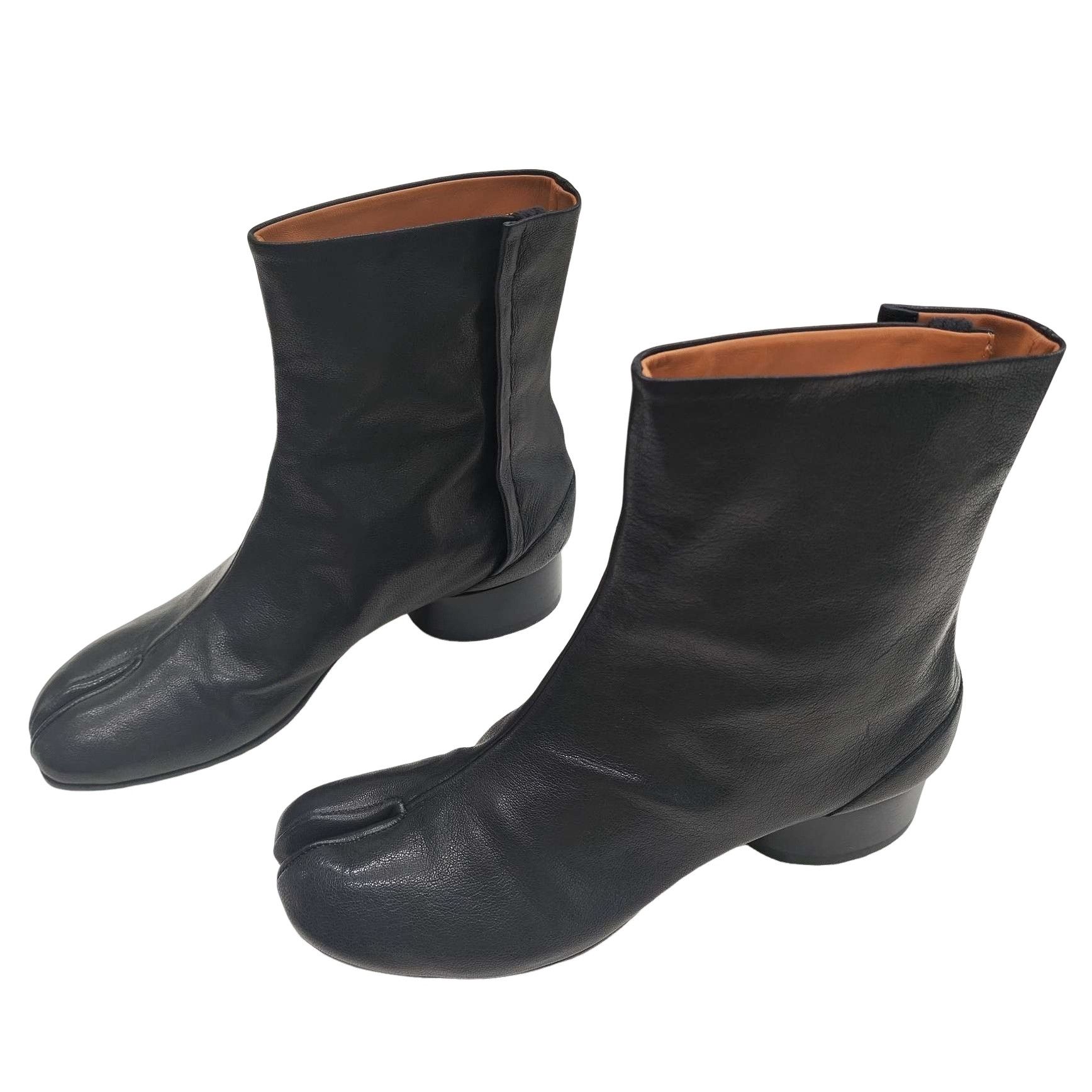 Maison Margiela Maison Margiela Black Leather Tabi Boots Size 36 Size US 6 / IT 36 - 1 Thumbnail