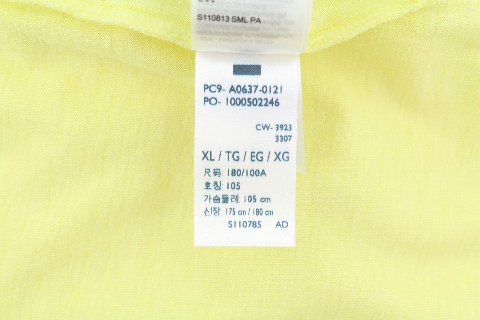 Levi's VINTAGE FIT XL Yellow Cotton Tricot Crew Neck 87865 Size US XL / EU 56 / 4 - 9 Thumbnail