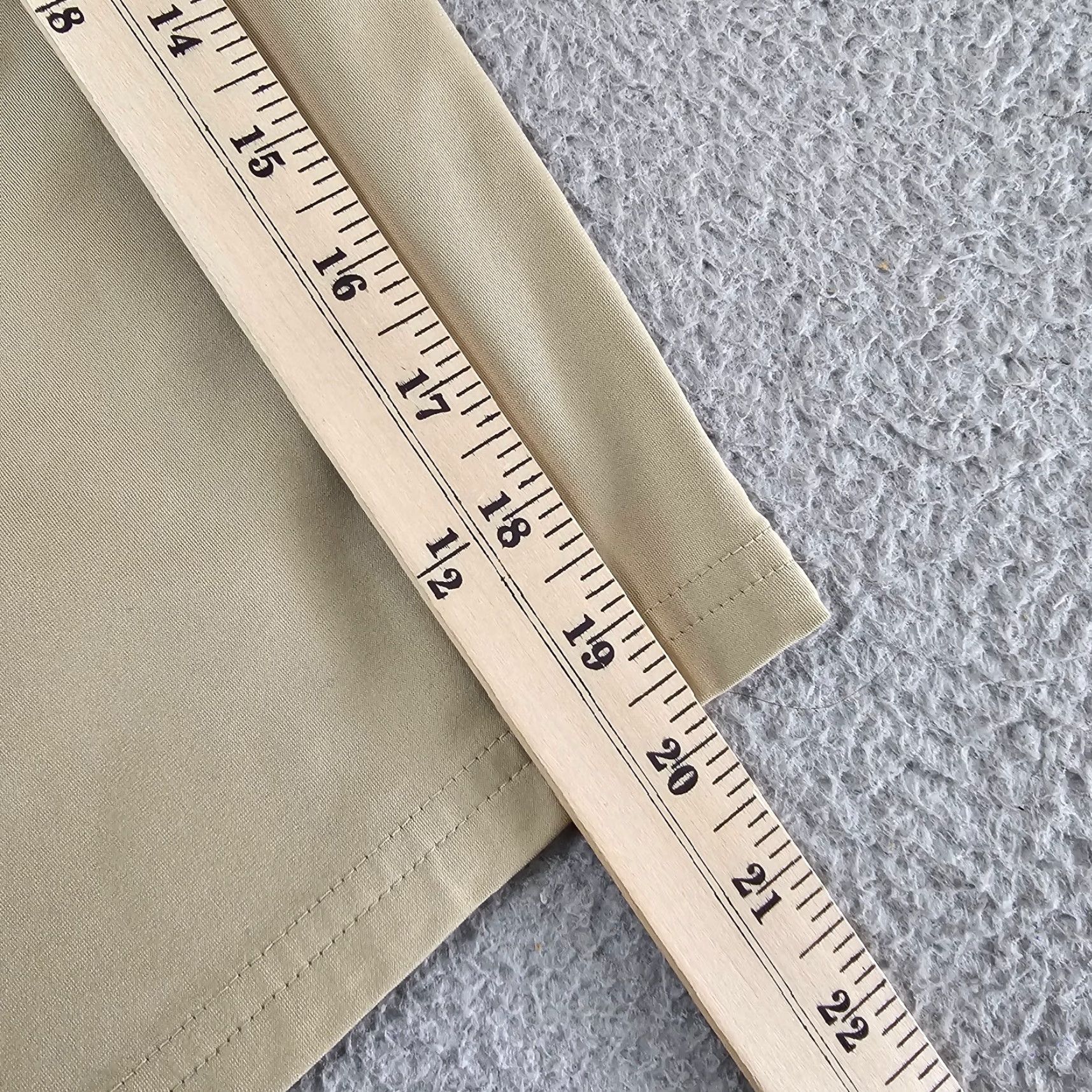 Rhone Rhone Mens Shorts Khaki Flat Front 30 Chino Casual Golf Outdoor Stretch 10" Size US 30 / EU 46 - 6 Thumbnail