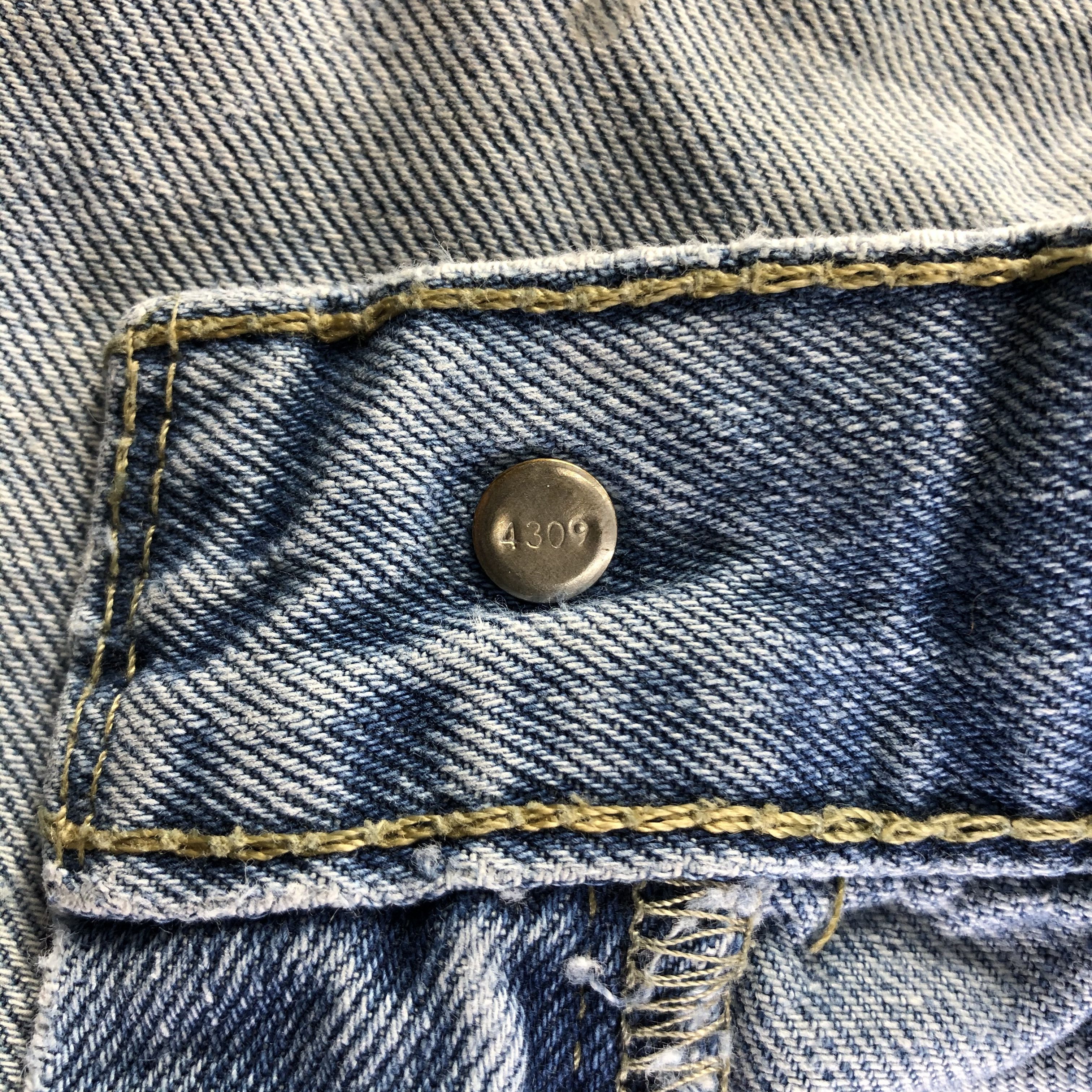 Levi's Vintage Blue Wash Levis 505 Jeans-J4444 Size US 33 - 10 Thumbnail