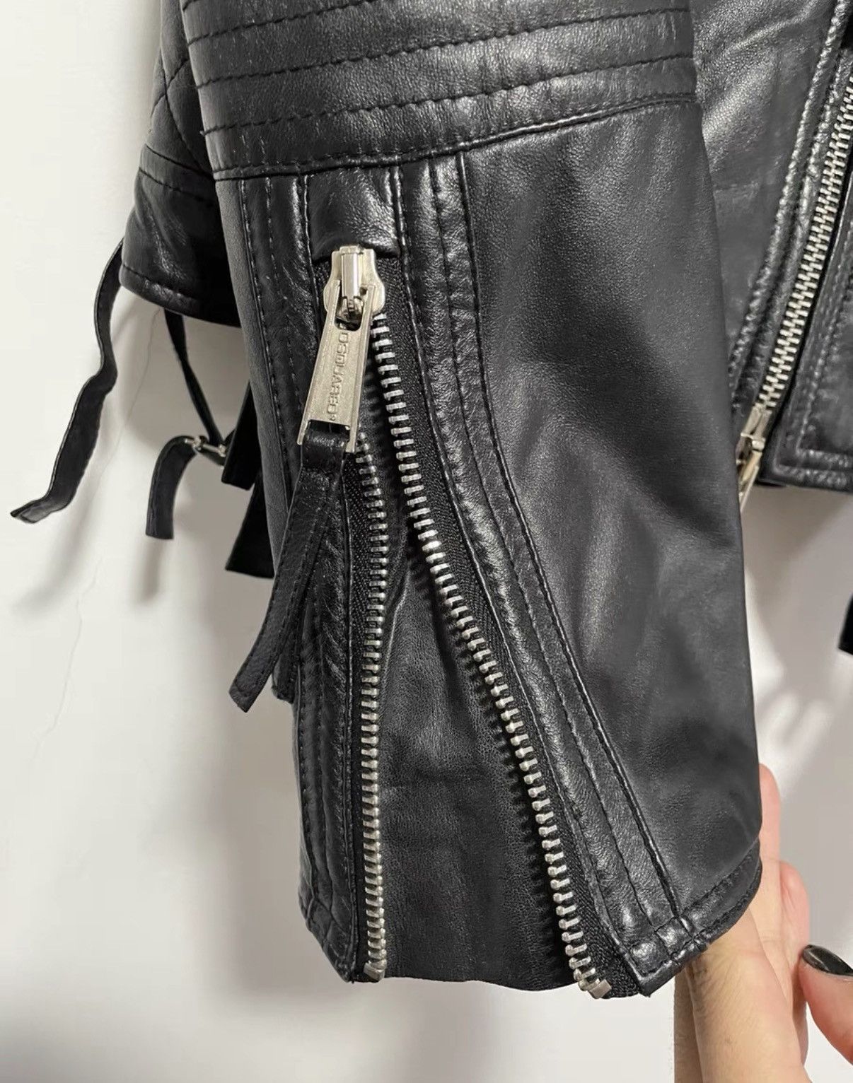 Dsquared2 Dsquared2 Oversized Fur Collar Short Leather Biker Jacket Size US M / EU 48-50 / 2 - 3 Thumbnail
