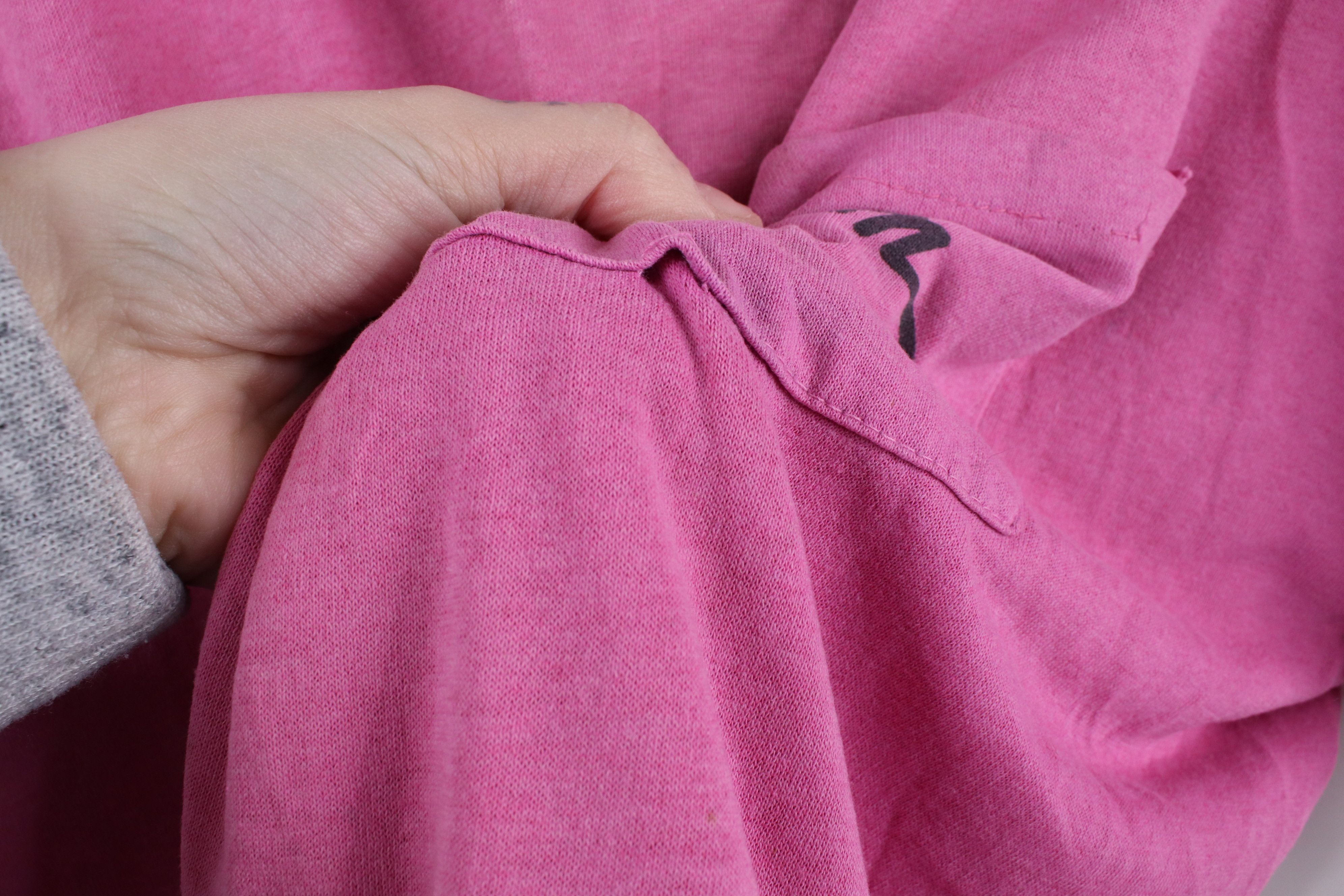Vintage Vintage 90s Salem Cigarettes Spell Pocket T-Shirt Pink USA Size US XL / EU 56 / 4 - 5 Thumbnail