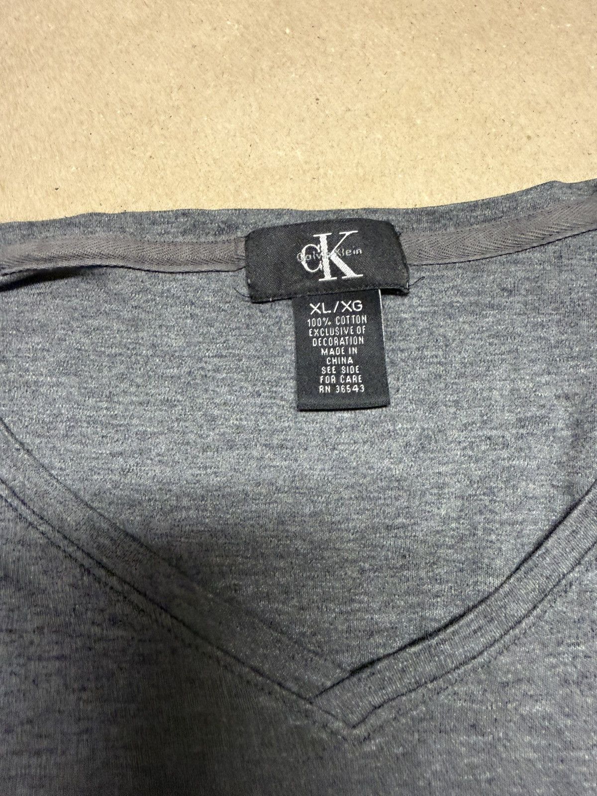 Calvin Klein Calvin Klein V neck XL Extra Large T Shirt Grey Tee Rare! Size US XL / EU 56 / 4 - 4 Thumbnail