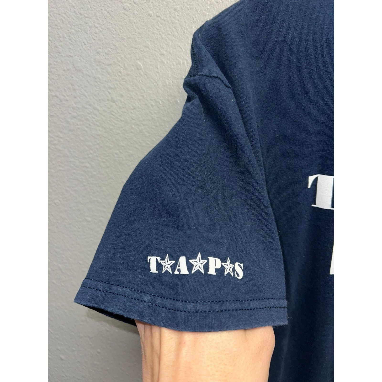 Gildan Taps Mentor Shirt Tragedy Assistance Program For Survivors L Size US L / EU 52-54 / 3 - 4 Thumbnail