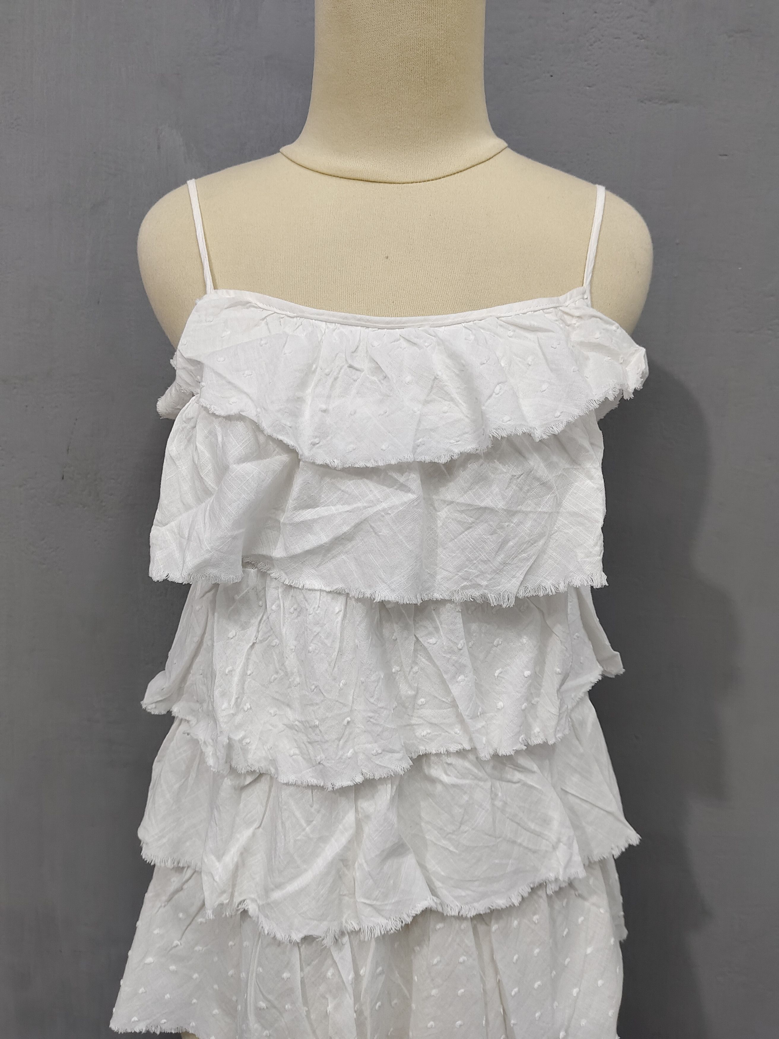 Japanese Brand Phillkington🇯🇵 Swiss Dot Tiered Ruffle Layer Camisole Top Size M / US 6-8 / IT 42-44 - 2 Thumbnail