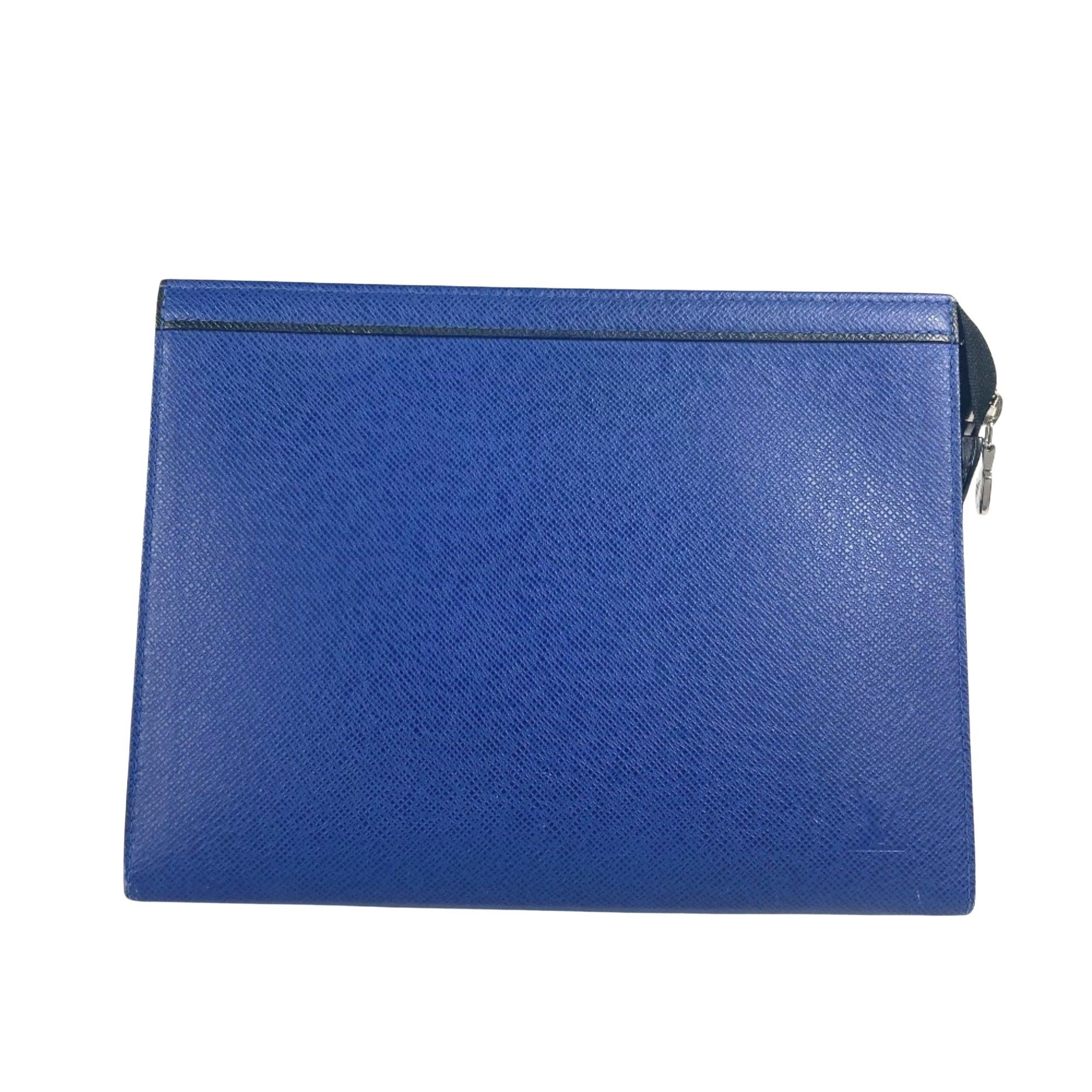Louis Vuitton Pochette voyage clutch