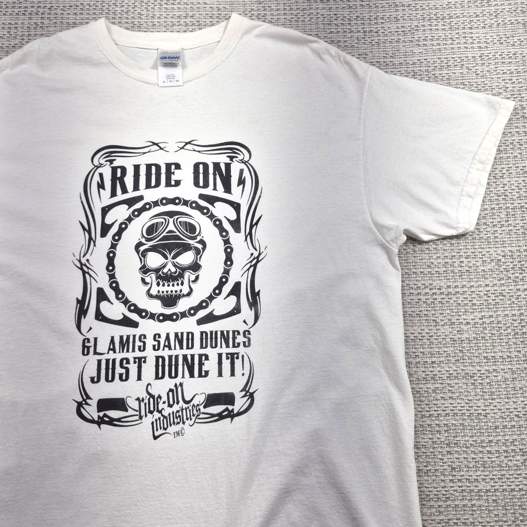 Gildan Gildan Shirt Mens XL White Ride On Glamis Sand Dunes Skull Graphic Tee Biker Size US XL / EU 56 / 4 - 2 Thumbnail