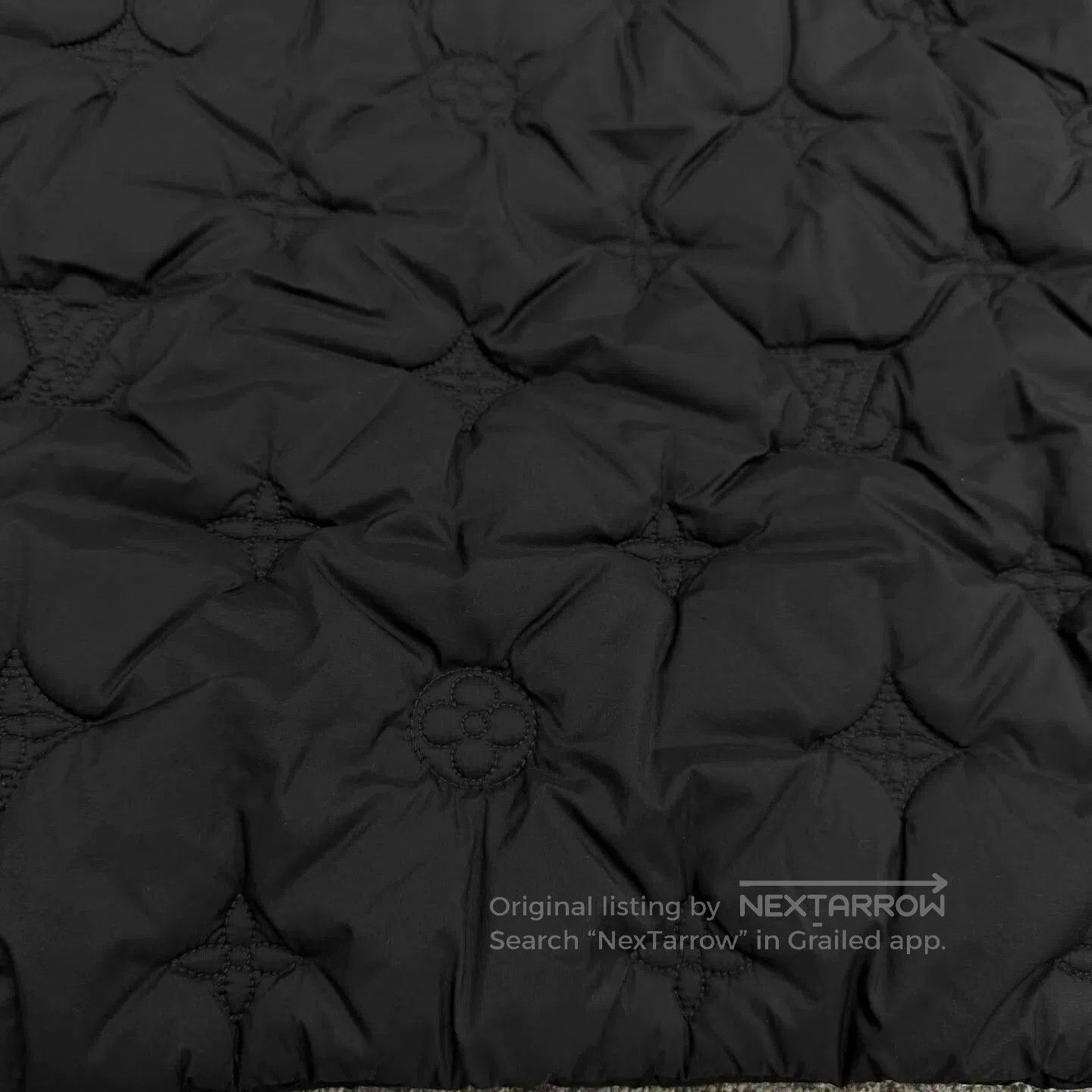 Louis Vuitton louis vuitton embroidered vest in excellent condition. Size US L / EU 52-54 / 3 - 6 Thumbnail
