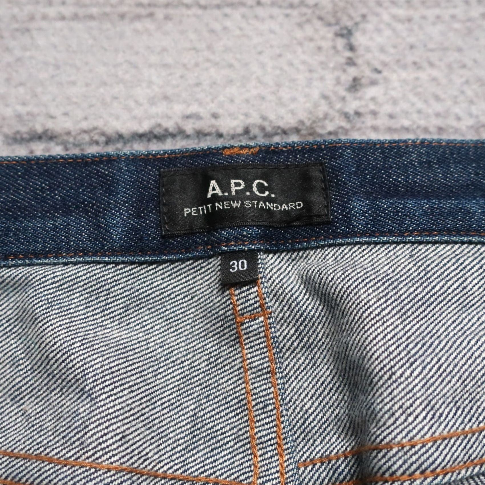 Denime VINTAGE APC Petit Standard Distressed Selvedge Denim Jeans Mens Size 31 Medium Wash Size US 31 - 6 Thumbnail