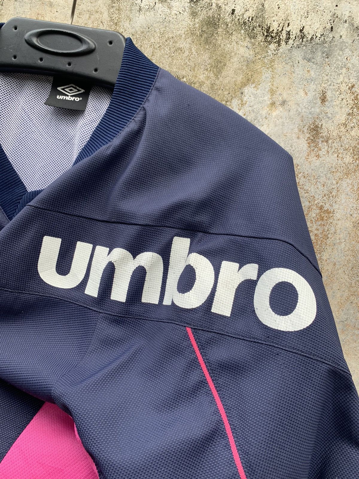 Umbro × Vintage Vintage Umbro Big Logo Longsleeve Jacket Size US L / EU 52-54 / 3 - 4 Thumbnail