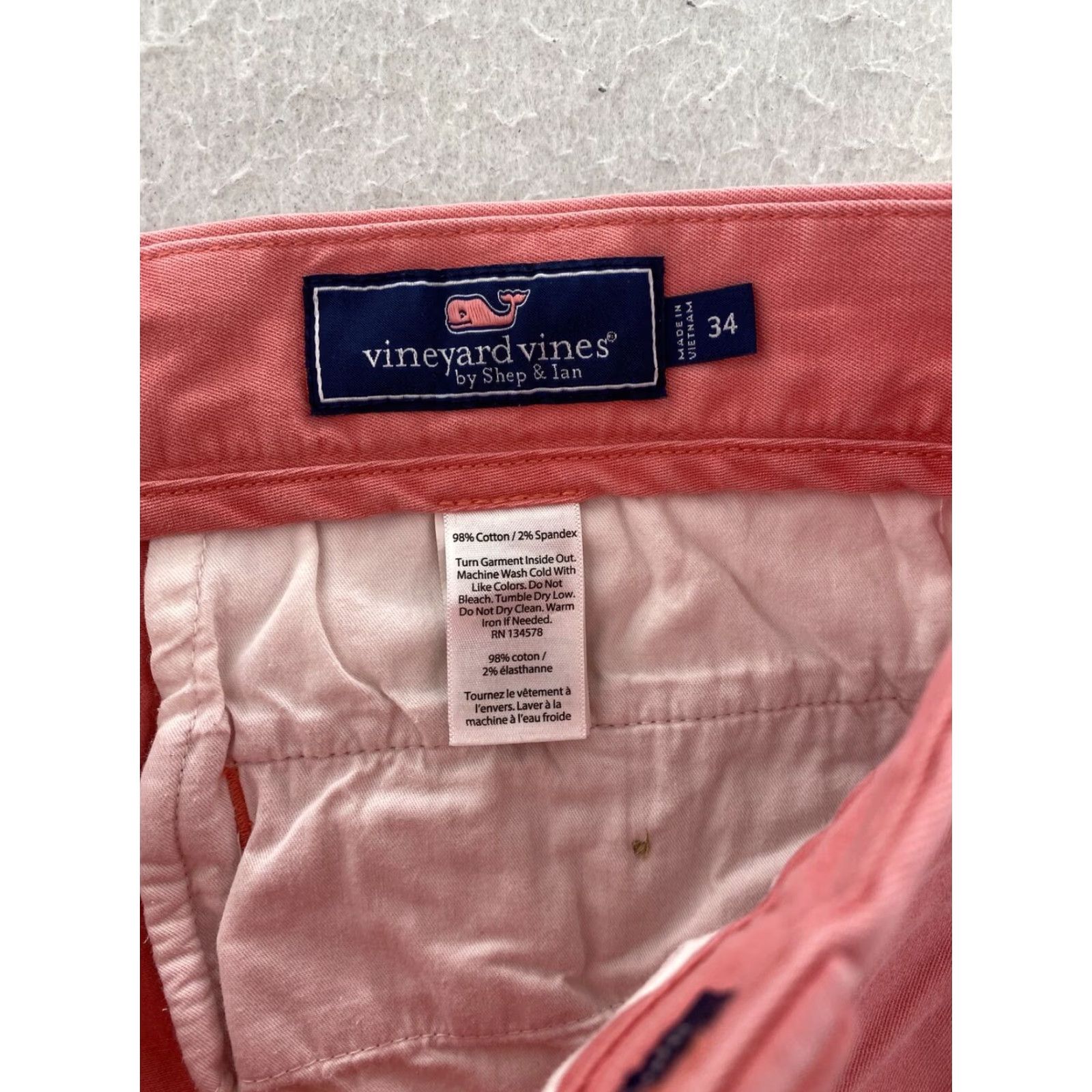 Vineyard Vines Vineyard Vines Club Shorts Mens 34 Pink Flat Front Chino Casual Cotton Shirt Adult 34 Pink 90s American Outdoor Preppy Mens Size US 34 / EU 50 - 4 Thumbnail