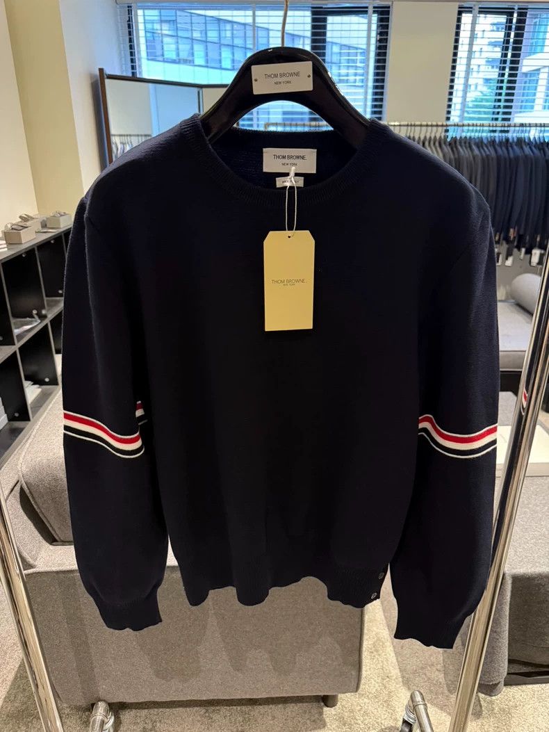 Thom Browne Thom Browne Classic double-sleeved knitted shirt Sweater 2 Size US XL / EU 56 / 4 - 1 Thumbnail