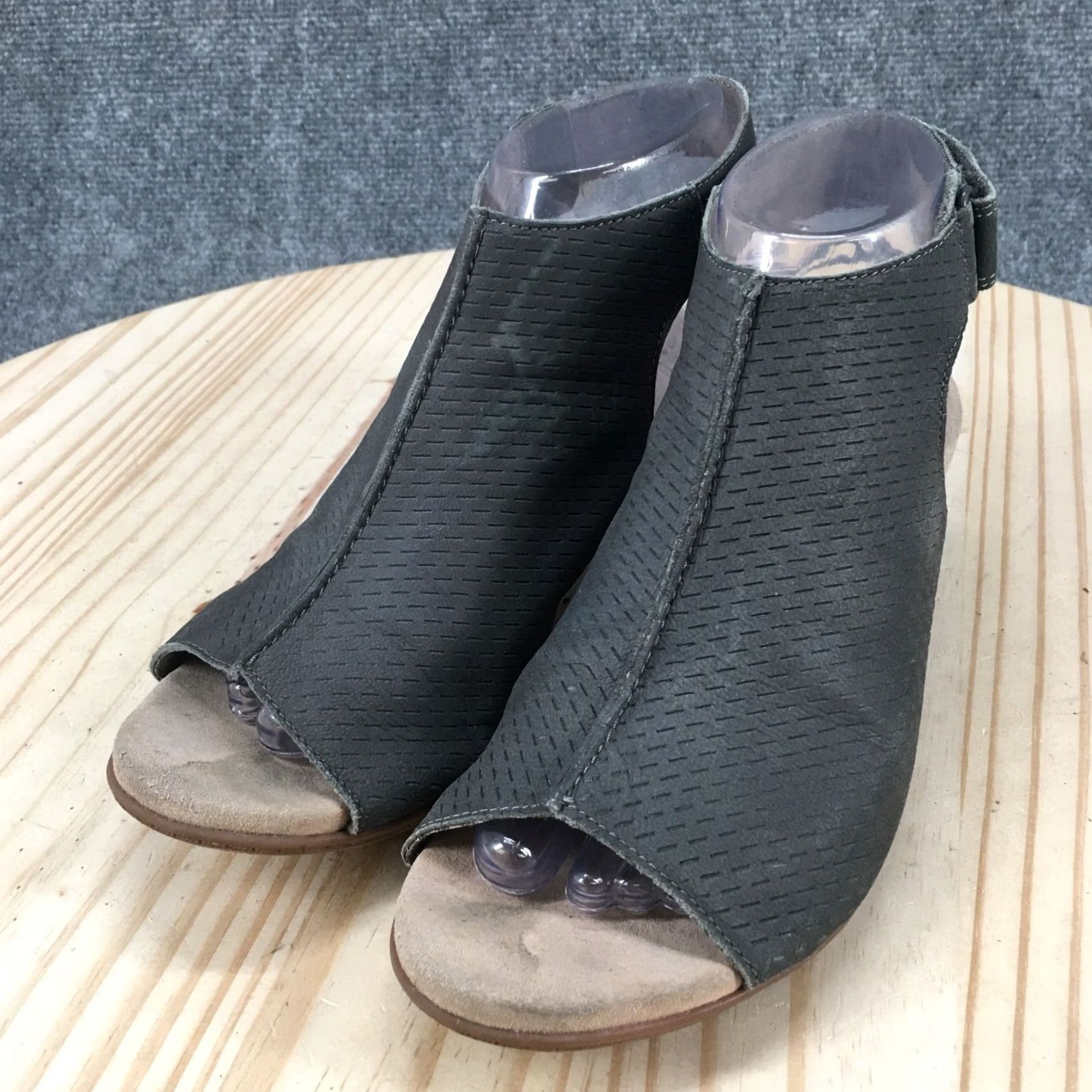 Clarks Clarks Slingback Womens Gray Sandals Valerie James Peep Toe Block Heels Size US 8 / IT 38 - 6 Thumbnail