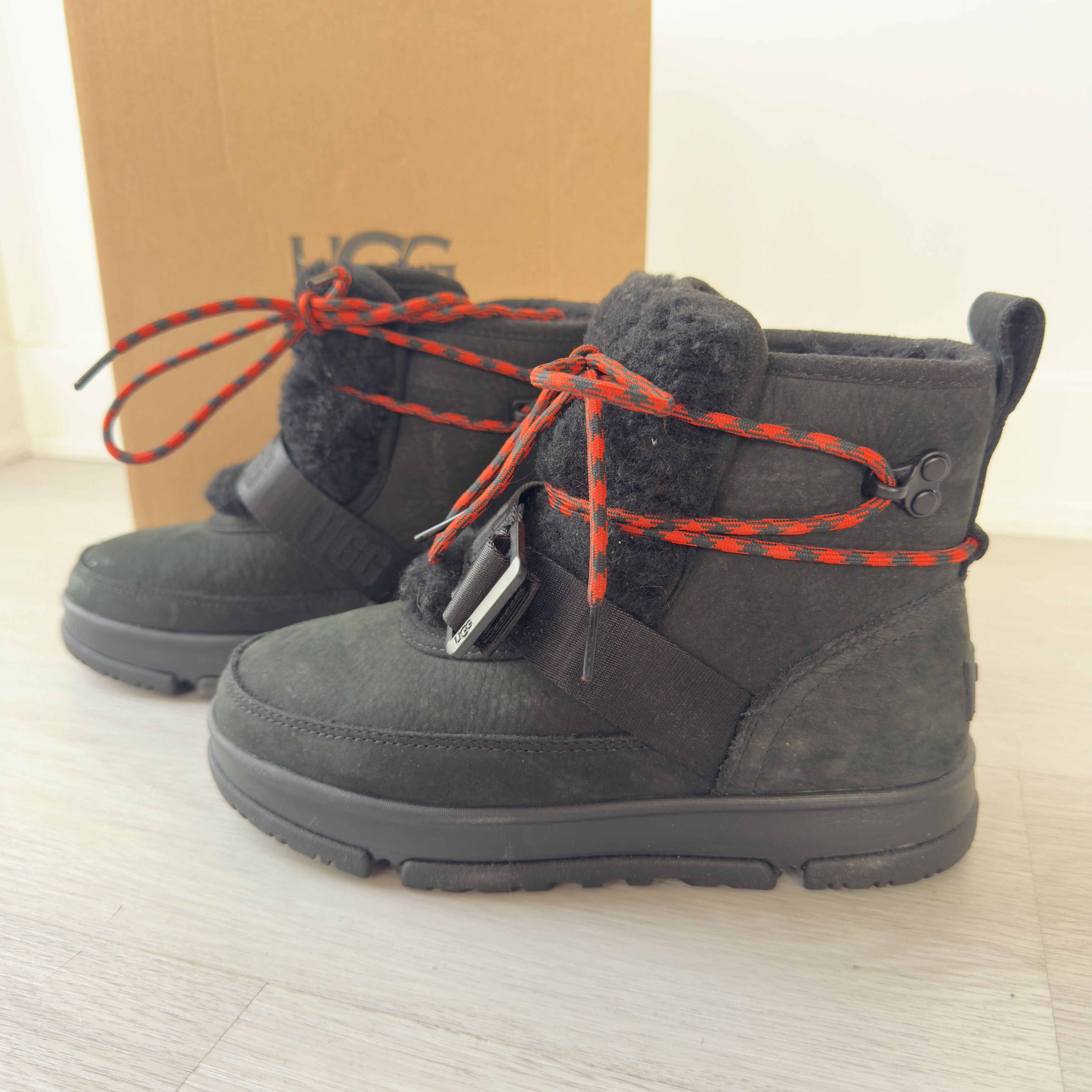 Ugg UGG W Classic weather hiker boots Size US 5.5 / IT 35.5 - 4 Thumbnail