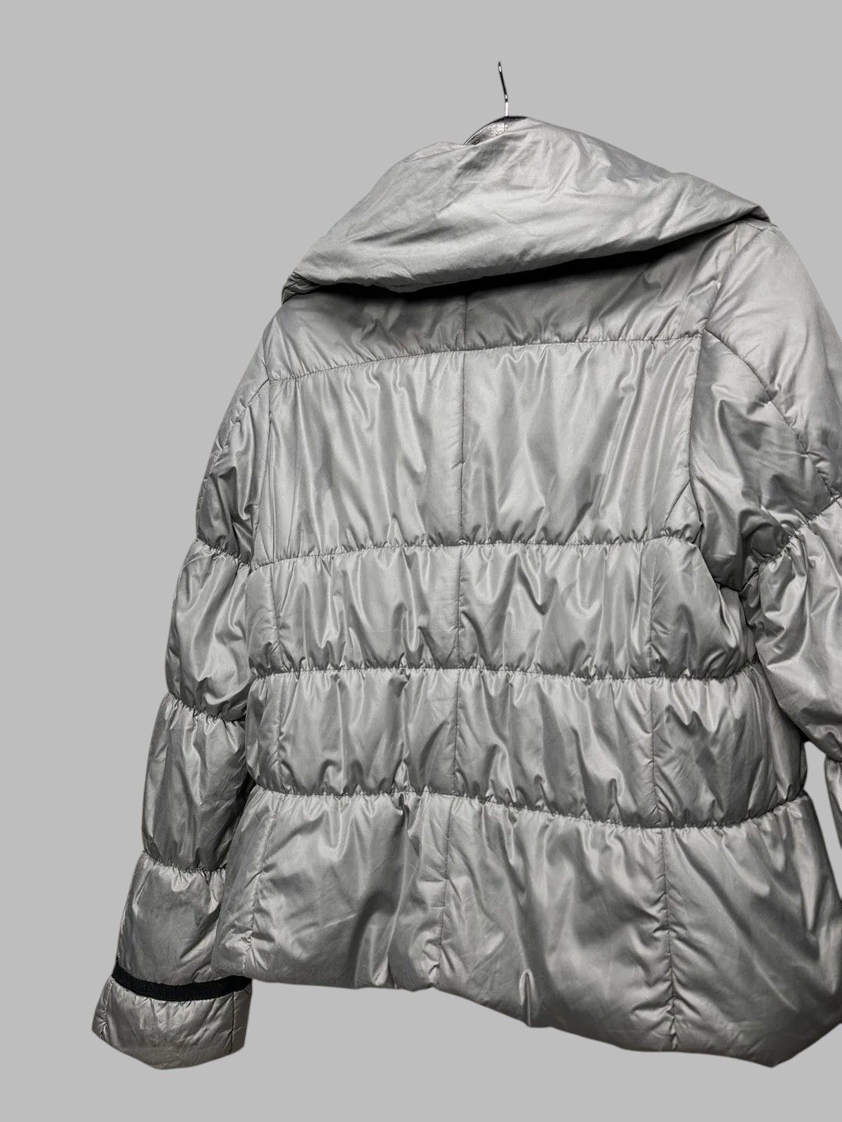 Le Grande Bleu (L.G.B.) Metallic Silver Puffer Jacket Futuristic Y2K Space Style Size S / US 4 / IT 40 - 9 Thumbnail