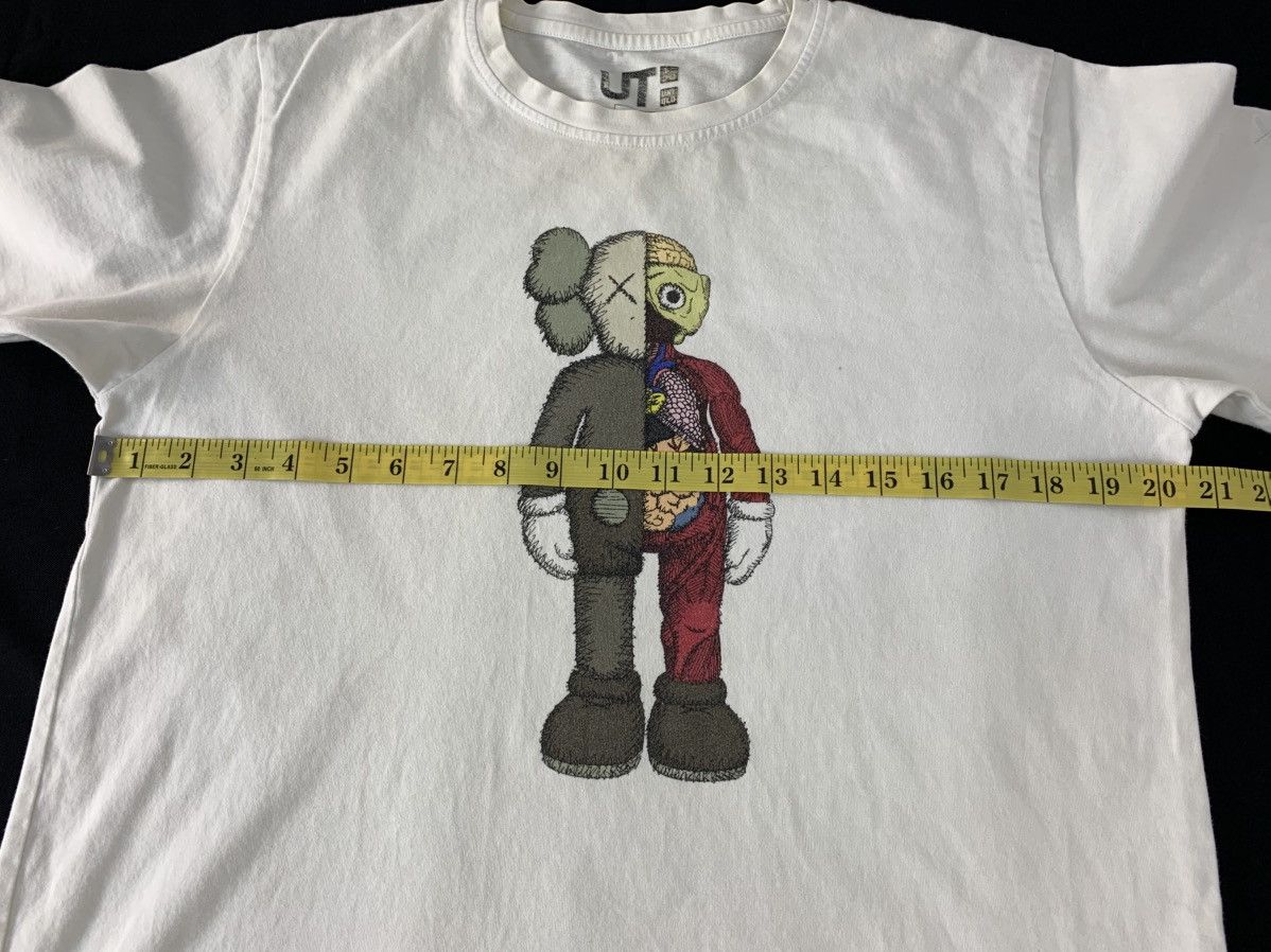 Kaws Kaws Sesame Street Flayed Screen Art Tee Size L / US 10 / IT 46 - 9 Thumbnail