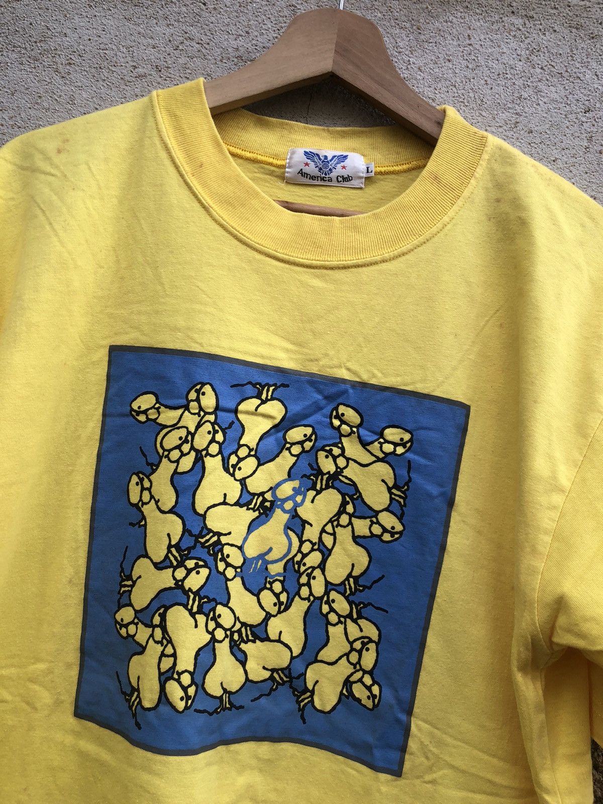 Vintage Vintage America Club "Penis" Tshirt Size US L / EU 52-54 / 3 - 1 Thumbnail