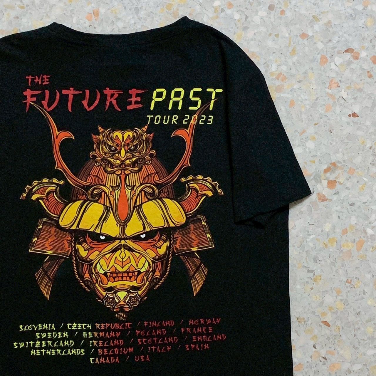 Iron Maiden Iron Maiden – The Future Past Tour T-Shirt (2023) Size US M / EU 48-50 / 2 - 2 Thumbnail