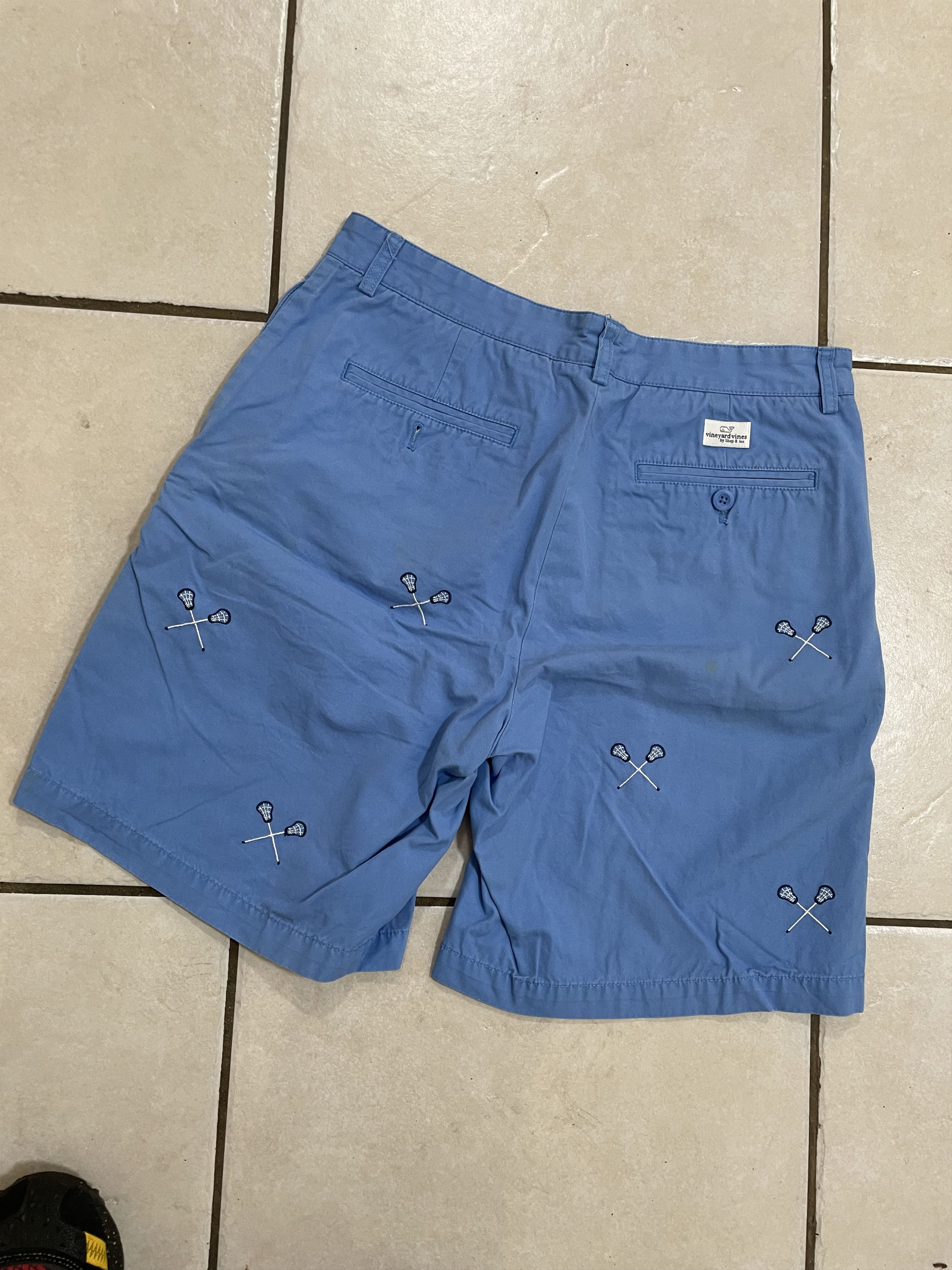 Vineyard Vines The creators game embroidered shorts size 32 Size US 32 / EU 48 - 4 Thumbnail