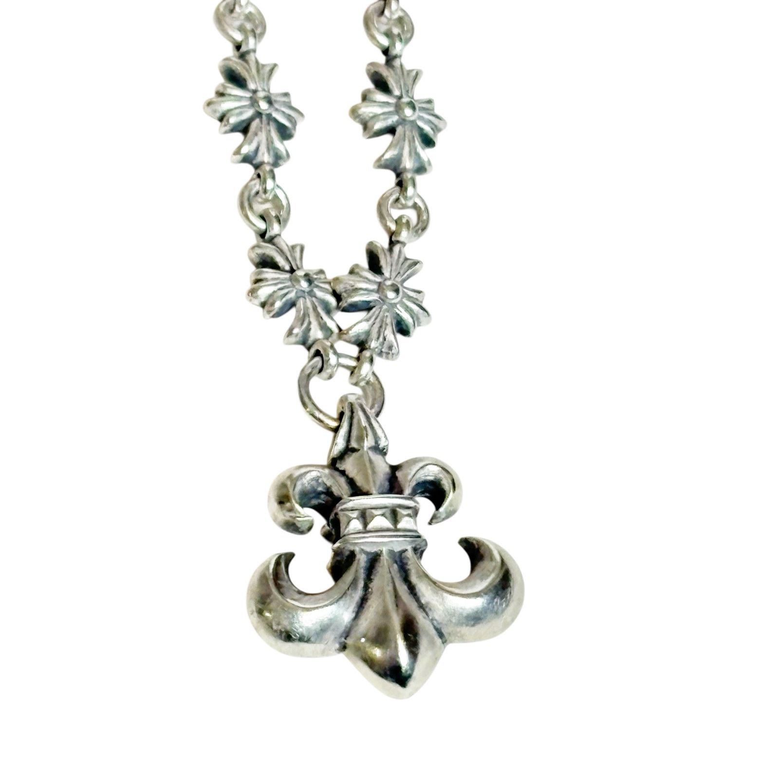Chrome Hearts Chrome Hearts Fleur De Lis Pendent Cross Silver Necklace Size ONE SIZE - 2 Thumbnail