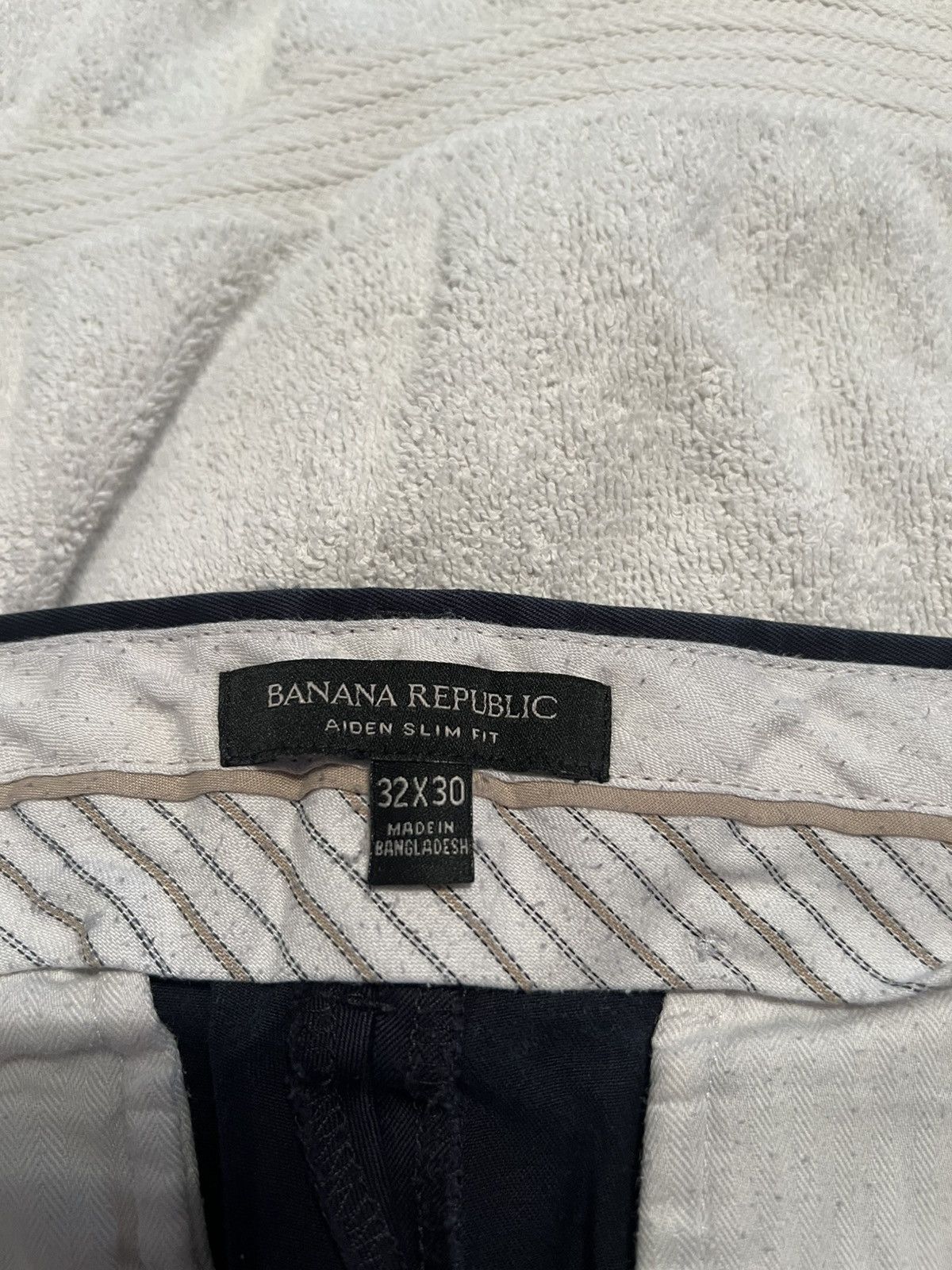 Banana Republic Banana Republic Men’s Navy Chinos - 32x30 Size US 32 / EU 48 - 4 Thumbnail