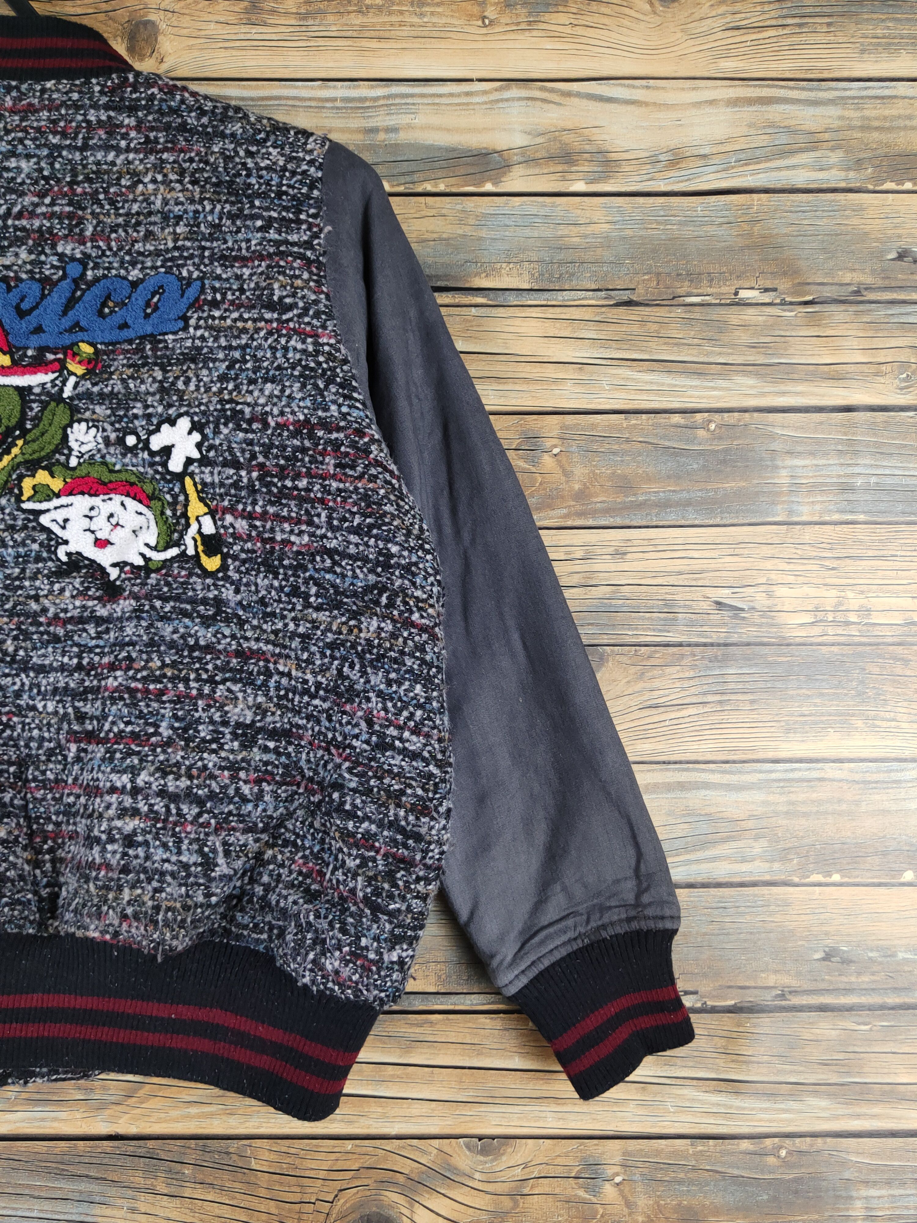 Vintage Titicaca Dark Gray Mexico Knitwear Sweaters varsity #W1940 Size US M / EU 48-50 / 2 - 4 Thumbnail