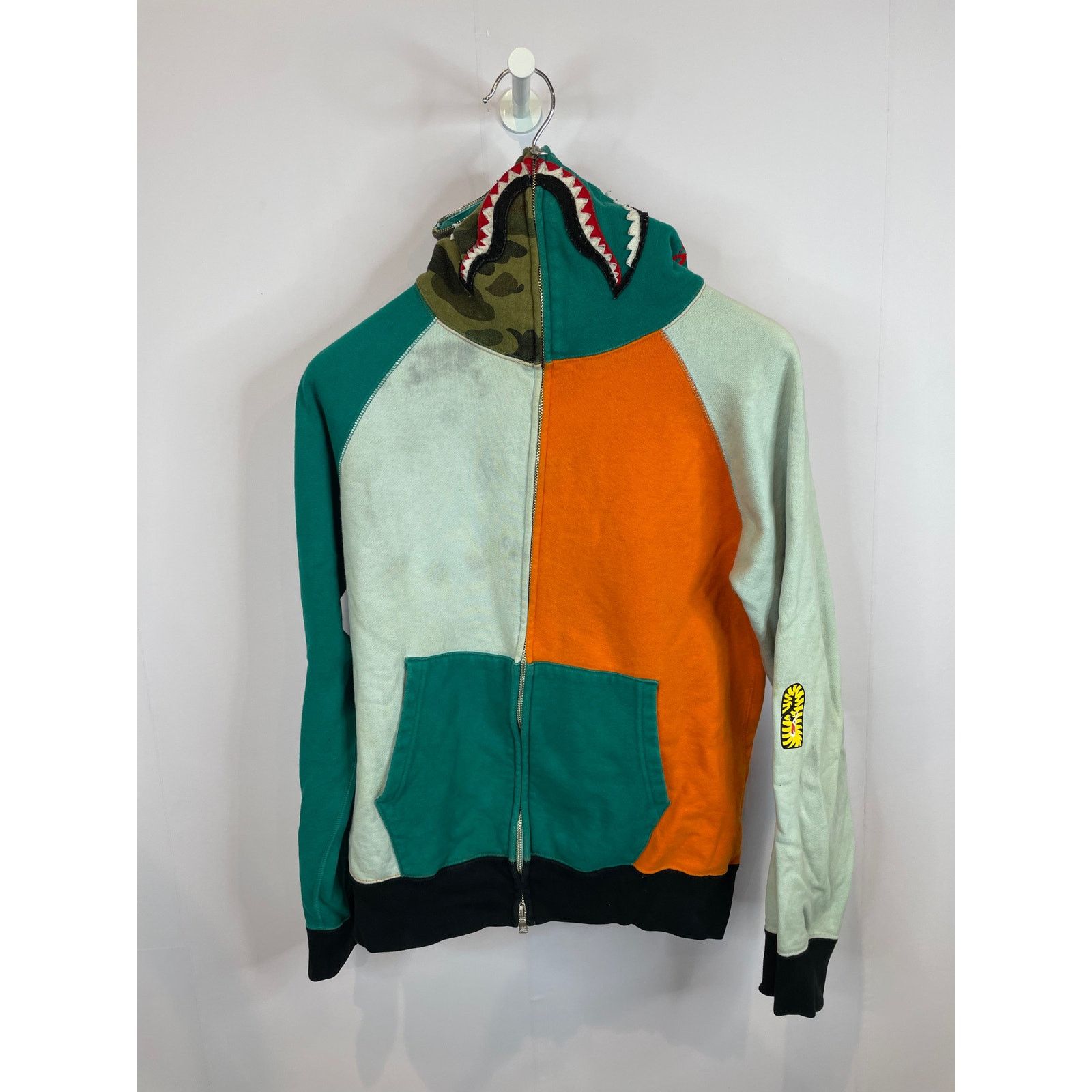 Bape BAPE Shark Zip Up Teal Green Orange Used Medium Size US M / EU 48-50 / 2 - 1 Thumbnail