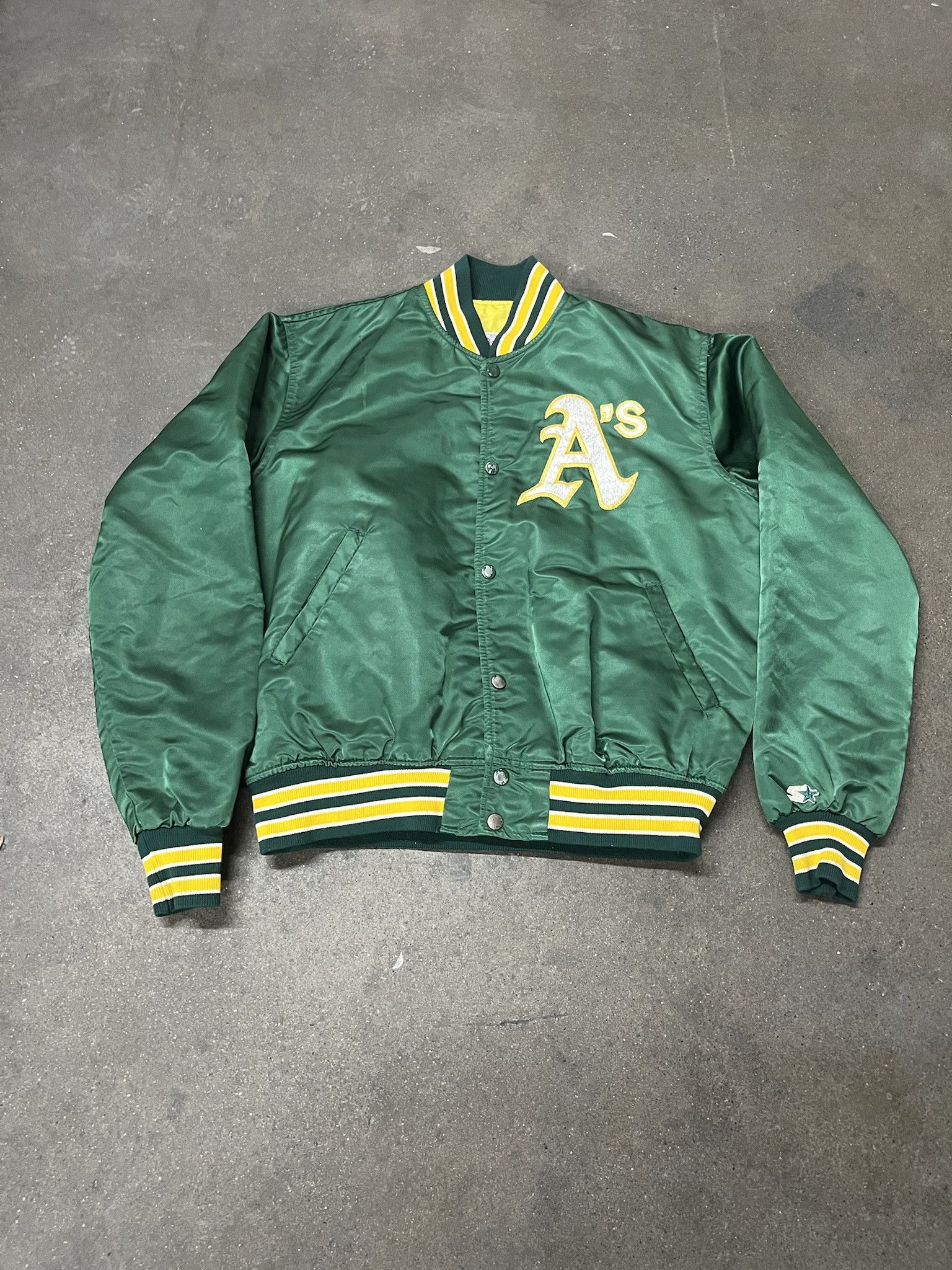 MLB × Starter × Vintage Vintage 1990s MLB Starter Diamond Collection Oakland A's Jacket Size L Size US L / EU 52-54 / 3 - 1 Thumbnail