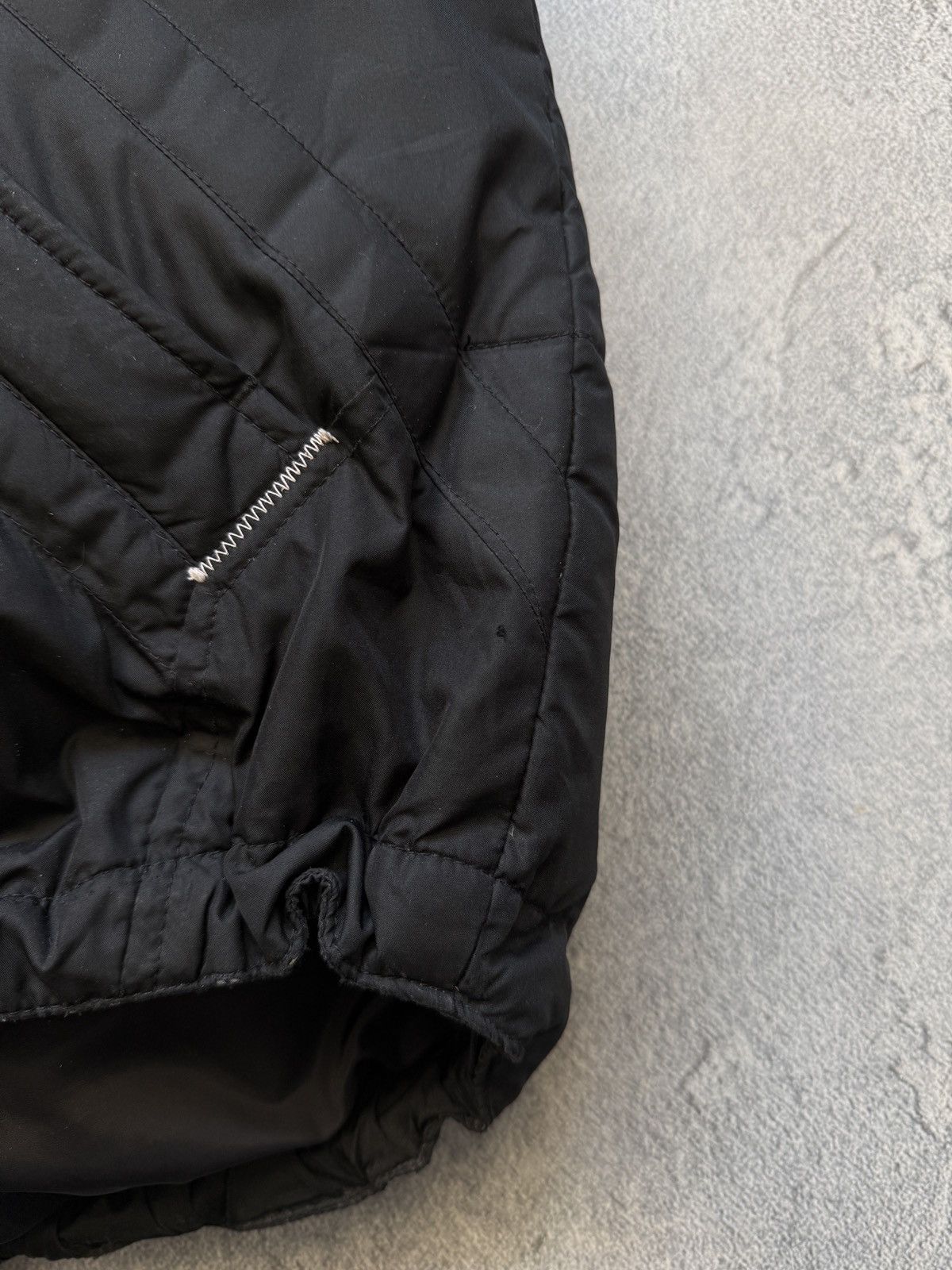 Nike Vintage Nike down jacket big logo Swoosh Drill Gorpcore Size US M / EU 48-50 / 2 - 16 Thumbnail