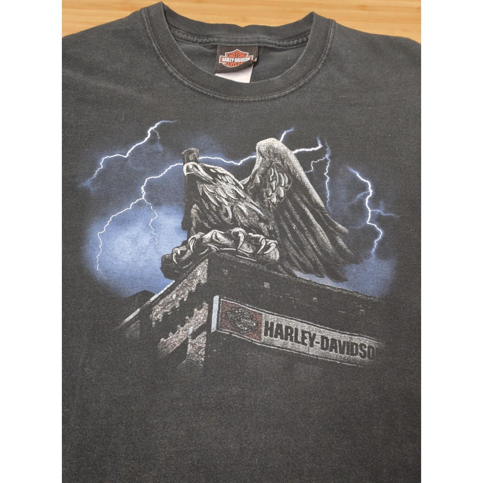 Harley Davidson VINTAGE Harley-Davidson Shirt Mens M Black Eagle Lightning 25th Anniversary 2005 Villa Ridge MO T-Shirt Mens Size US M / EU 48-50 / 2 - 2 Thumbnail
