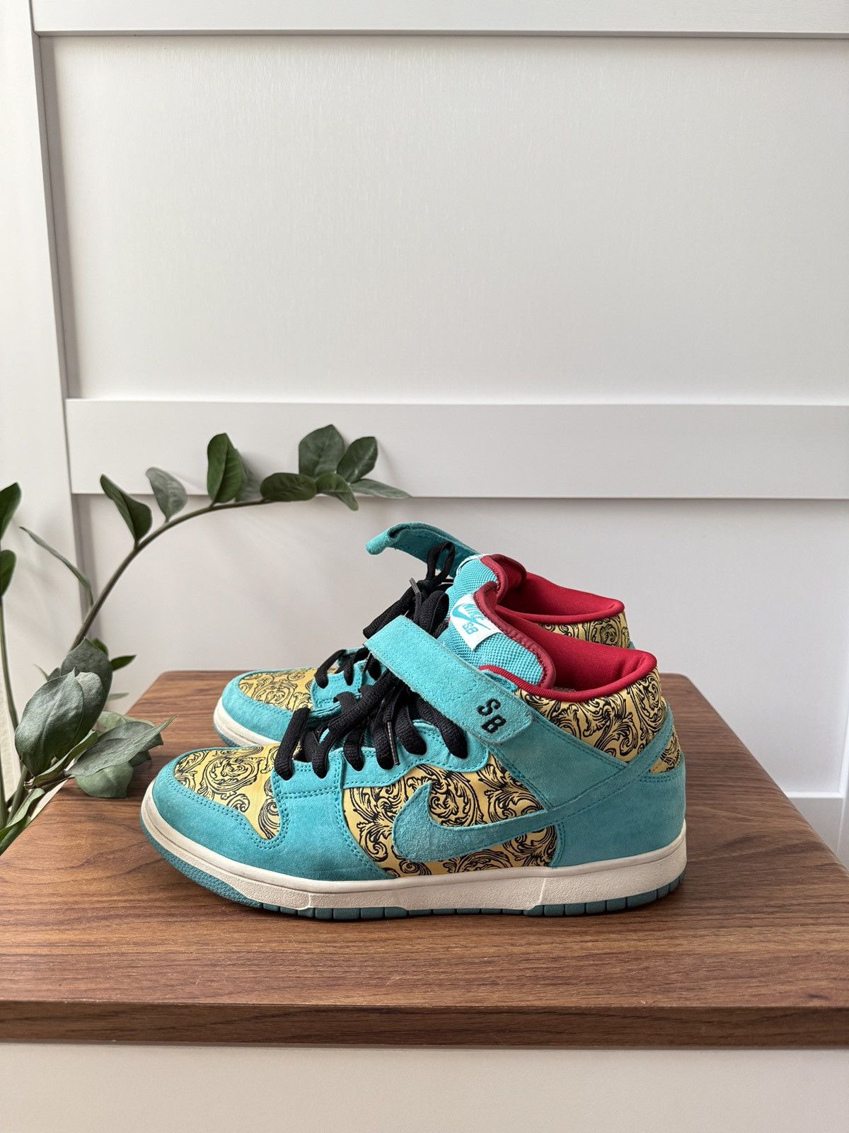 Nike SB Nike SB Dunk Mid Peacock Size US 9.5 / EU 42-43 - 4 Thumbnail
