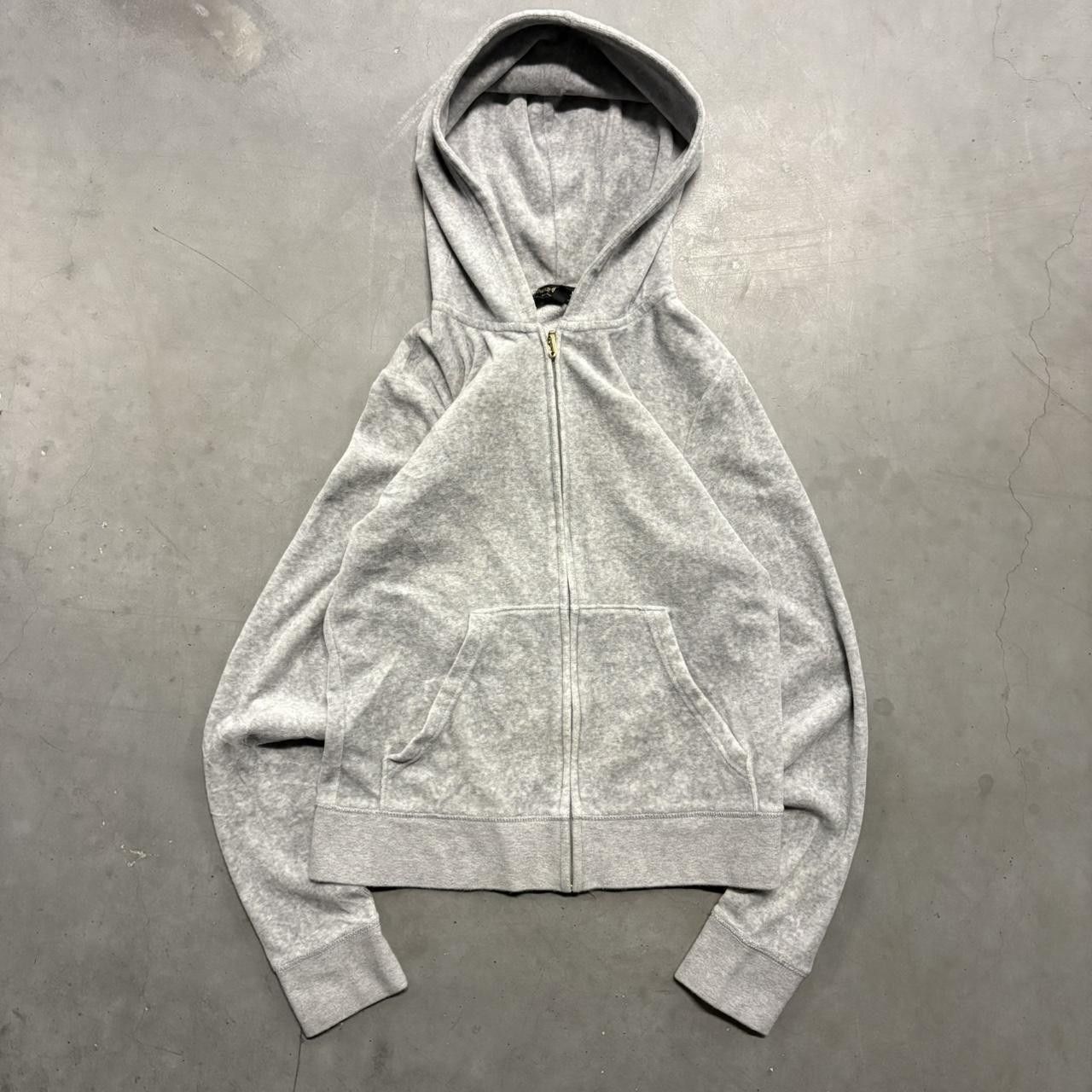 Vintage Crazy Vintage Y2K/2000s Juicy Couture Y2K Fashion Grey Zipup Hoodie! Size US M / EU 48-50 / 2 - 1 Thumbnail