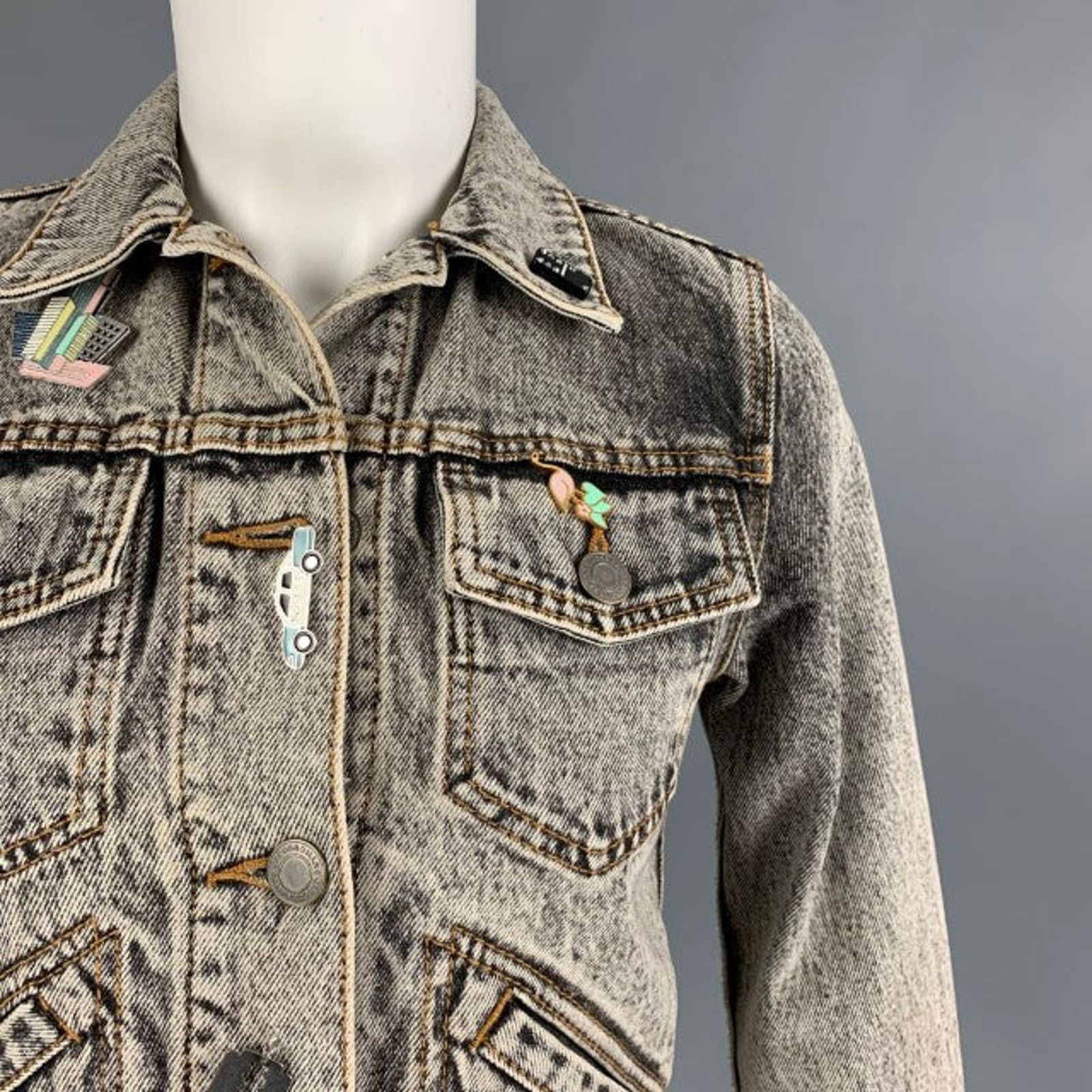 Marc Jacobs MARC JACOBS Paradise Black Denim Acid Wash Cropped Jacket Size XS / US 0-2 / IT 36-38 - 2 Thumbnail