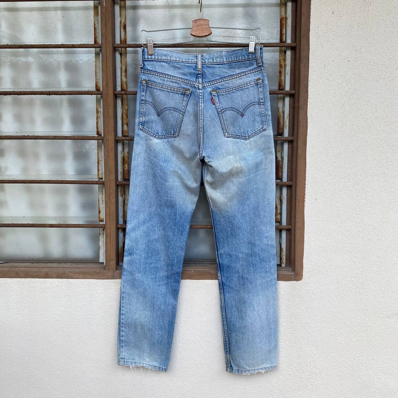 Levi's × Vintage VINTAGE LEVIS 1990S STONEWASH DENIM Size US 28 / EU 44 - 14 Thumbnail